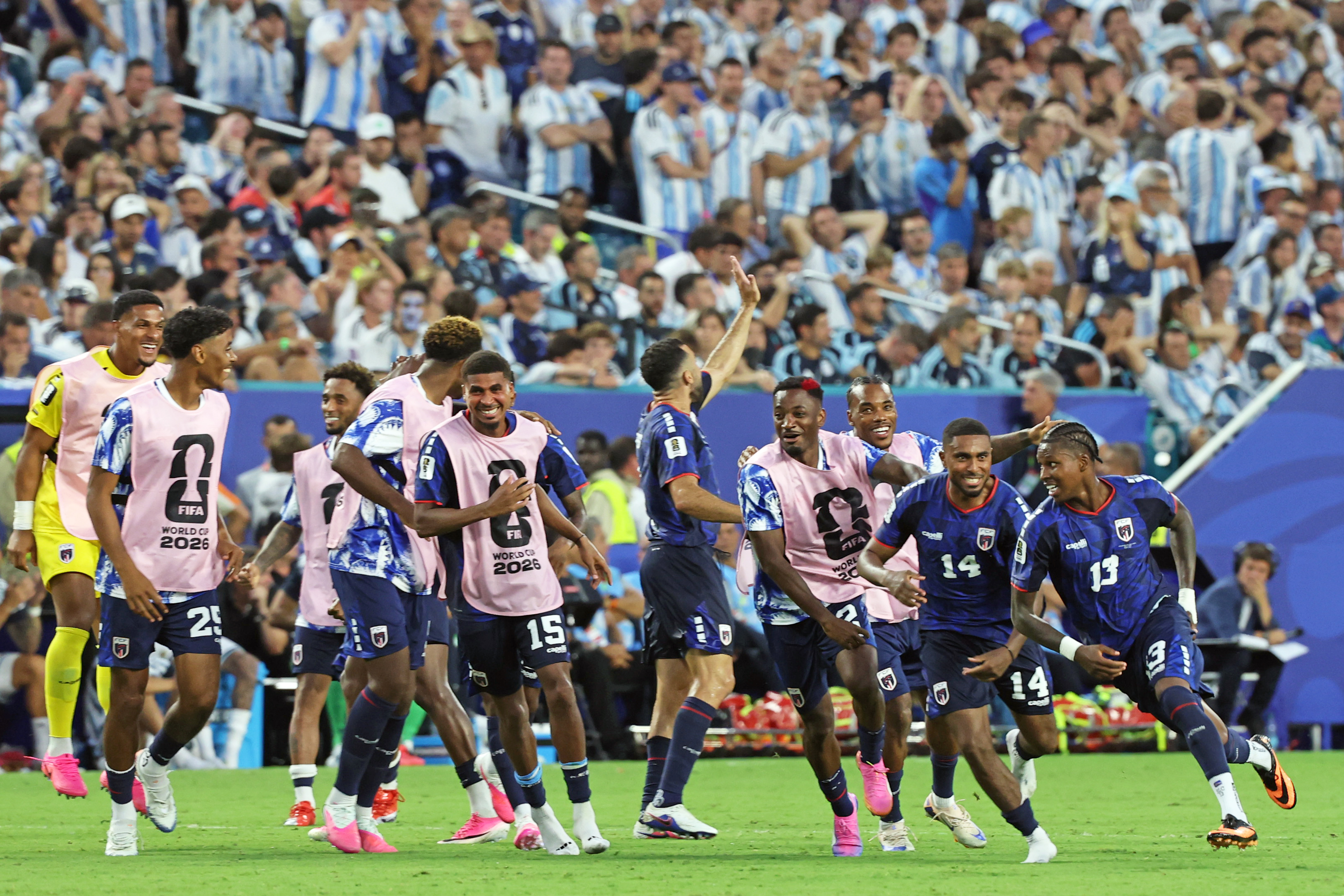 真のチャンピオン」「実質3位」W杯決勝カードが「スペインvs