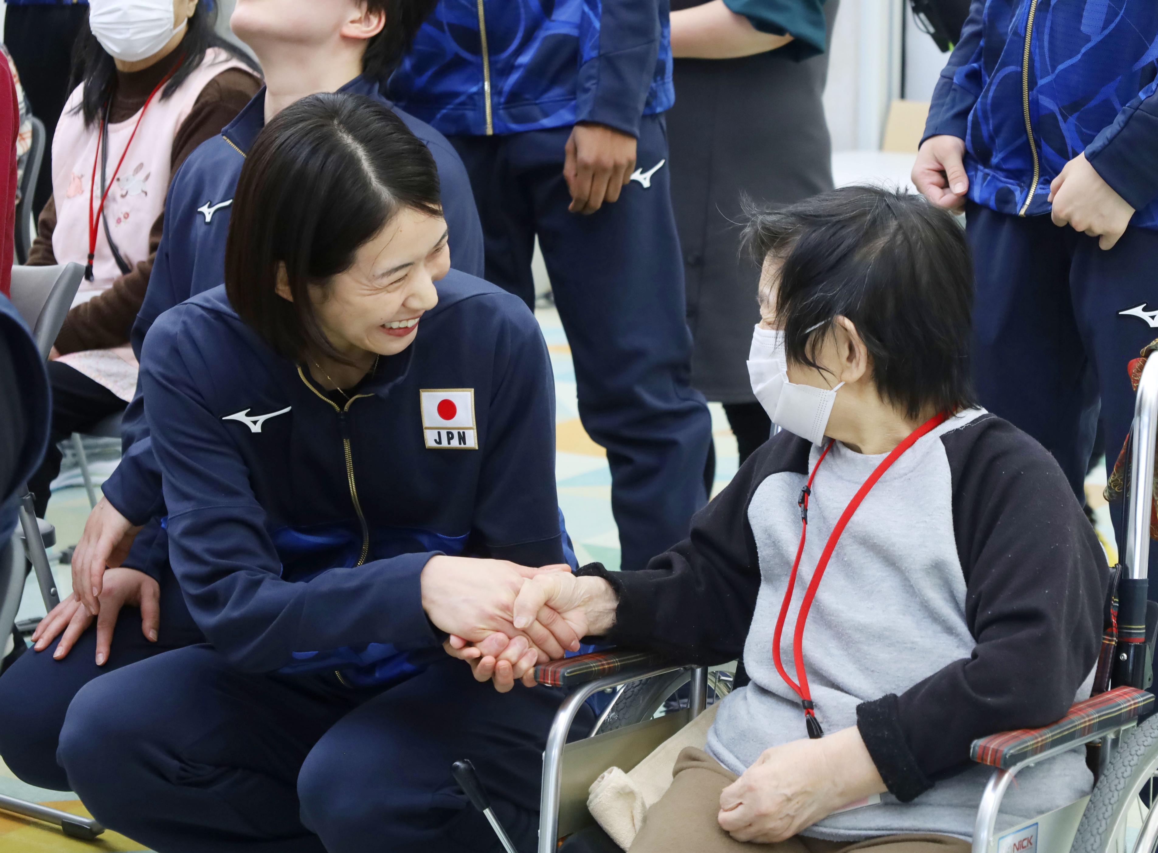 バレー代表が石川・金沢市の避難所訪問 古賀紗理那「一生懸命プレー 