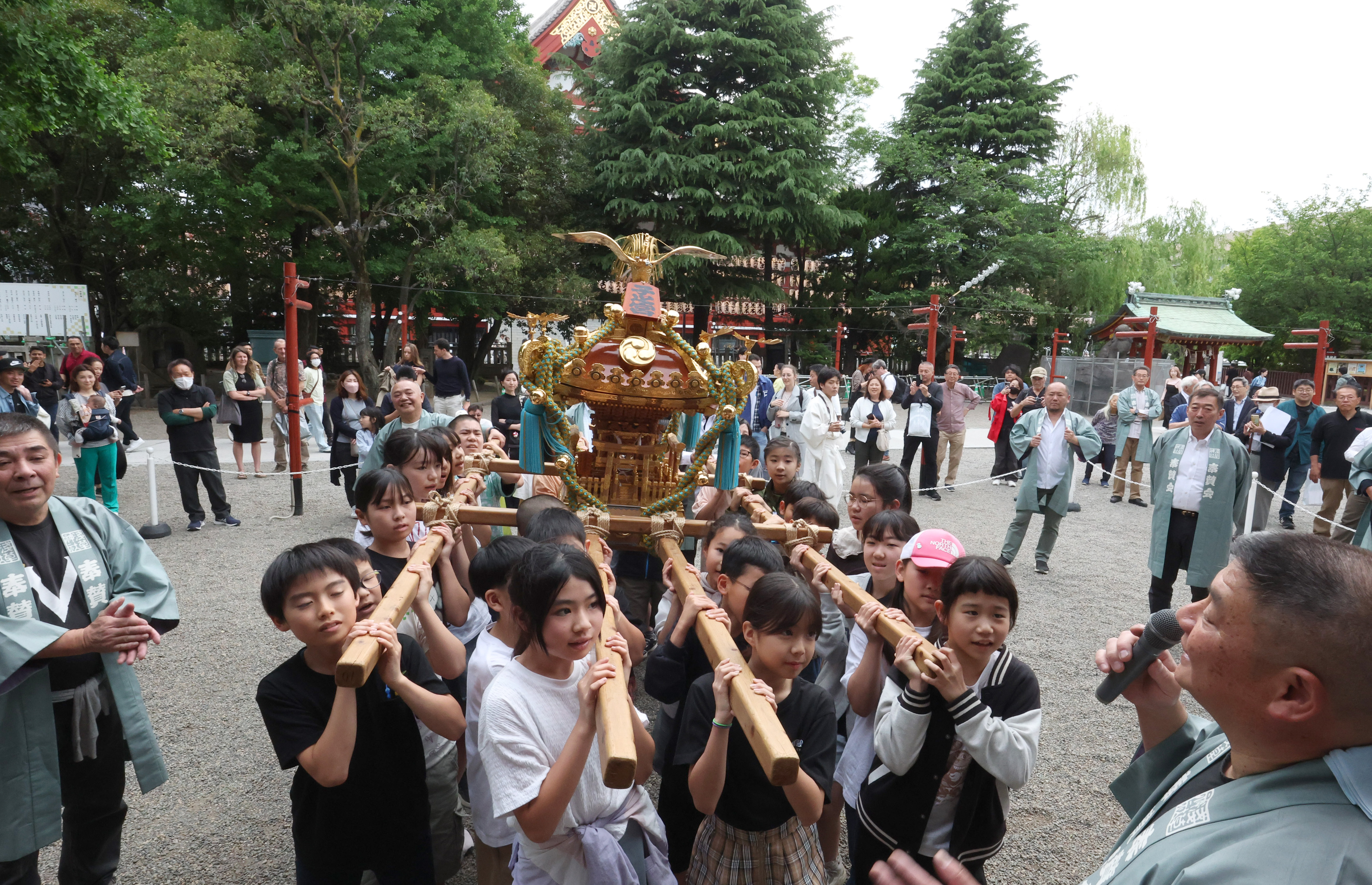 三社祭で初披露される子供宮神輿 練習会で「ワッショイ」「ワッショイ」 - 産経ニュース