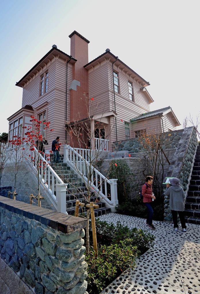 別子銅山の住友家別邸、新居浜へ移築・公開 - 産経ニュース