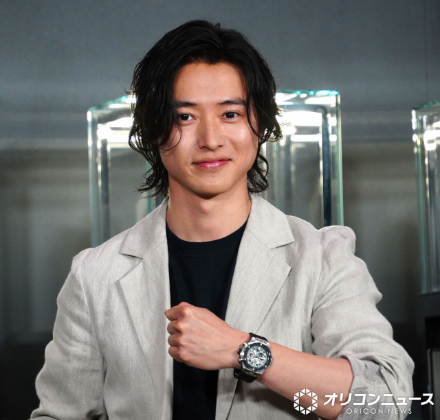 [山崎賢人さん着用モデル]G-SHOCK GW-6900 G-SHOCK】ドラマ陸王で山﨑賢人さん着用＜GW-6900-1JF＞ | G-STYLE
