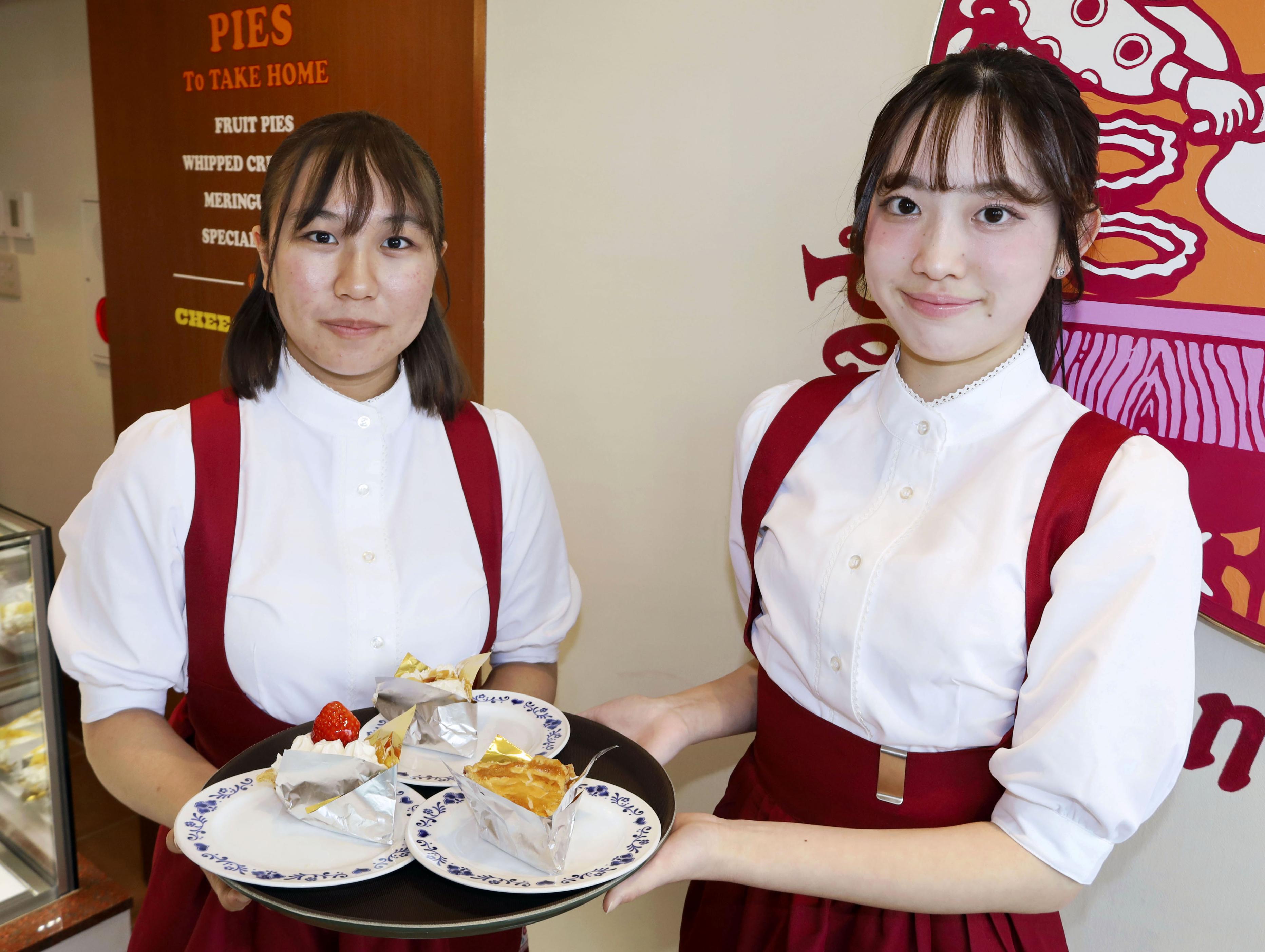 レストラン「アンナミラーズ」復活 3年ぶり、制服そのまま 店内は米