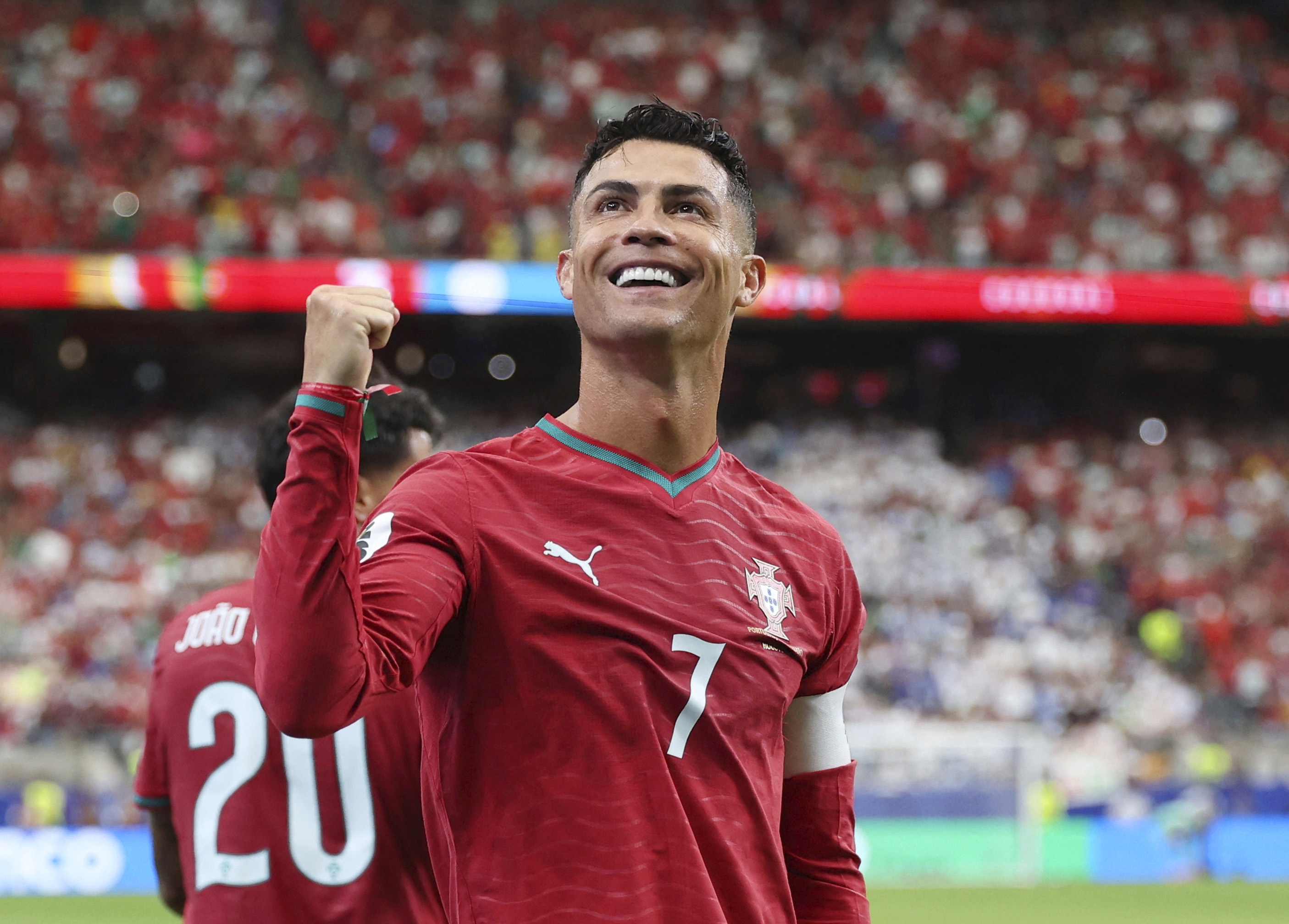 サッカー・ポルトガル代表のロナルドが引退示唆「おそらく今年が最後