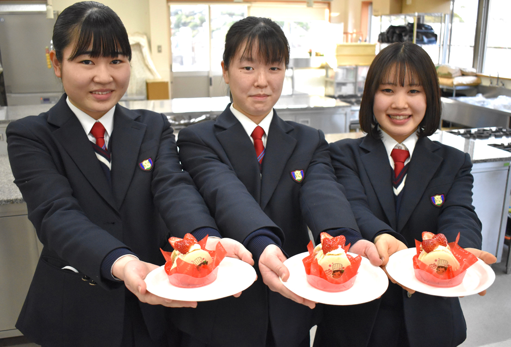 第15回スイーツ甲子園ペコちゃん賞のおかやま山陽高校 不二家