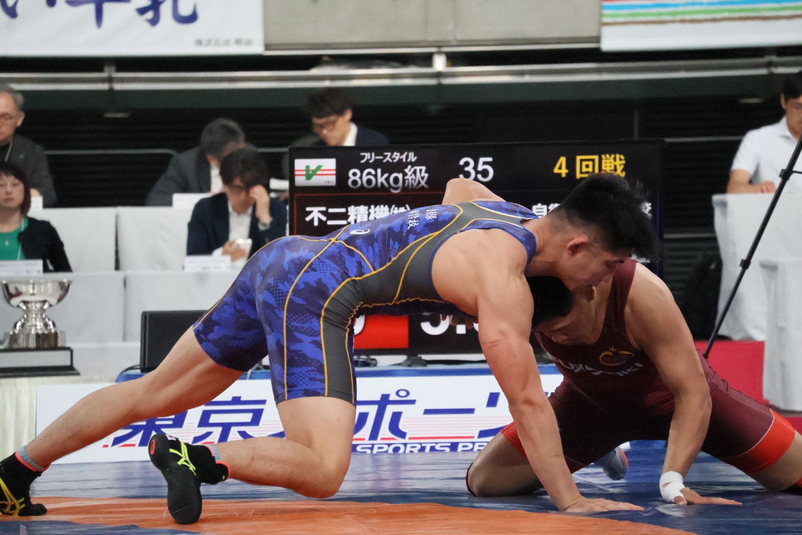 レスリング日本代表ズボン 石黒隼士が3戦全勝で20日の最終戦へ パリ五輪代表の貫禄 全日本