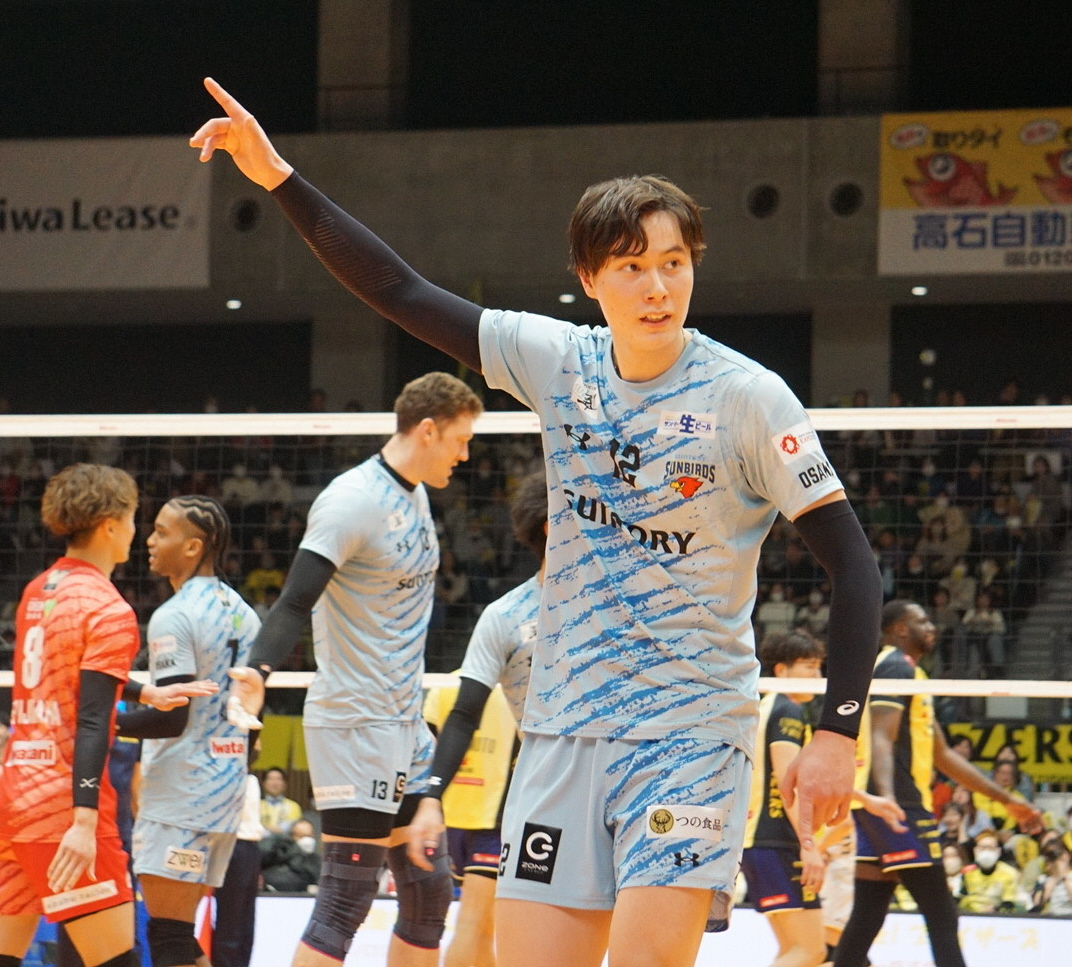 サントリーが〝大阪勢対決〟に勝利 16得点の高橋藍「きょうが一番