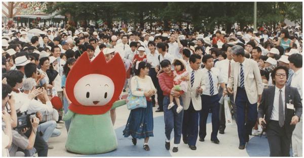 大阪平成３０年史 １ 博覧会の歴史変えた 国際花と緑の博覧会 平成２年 1 2ページ 産経ニュース