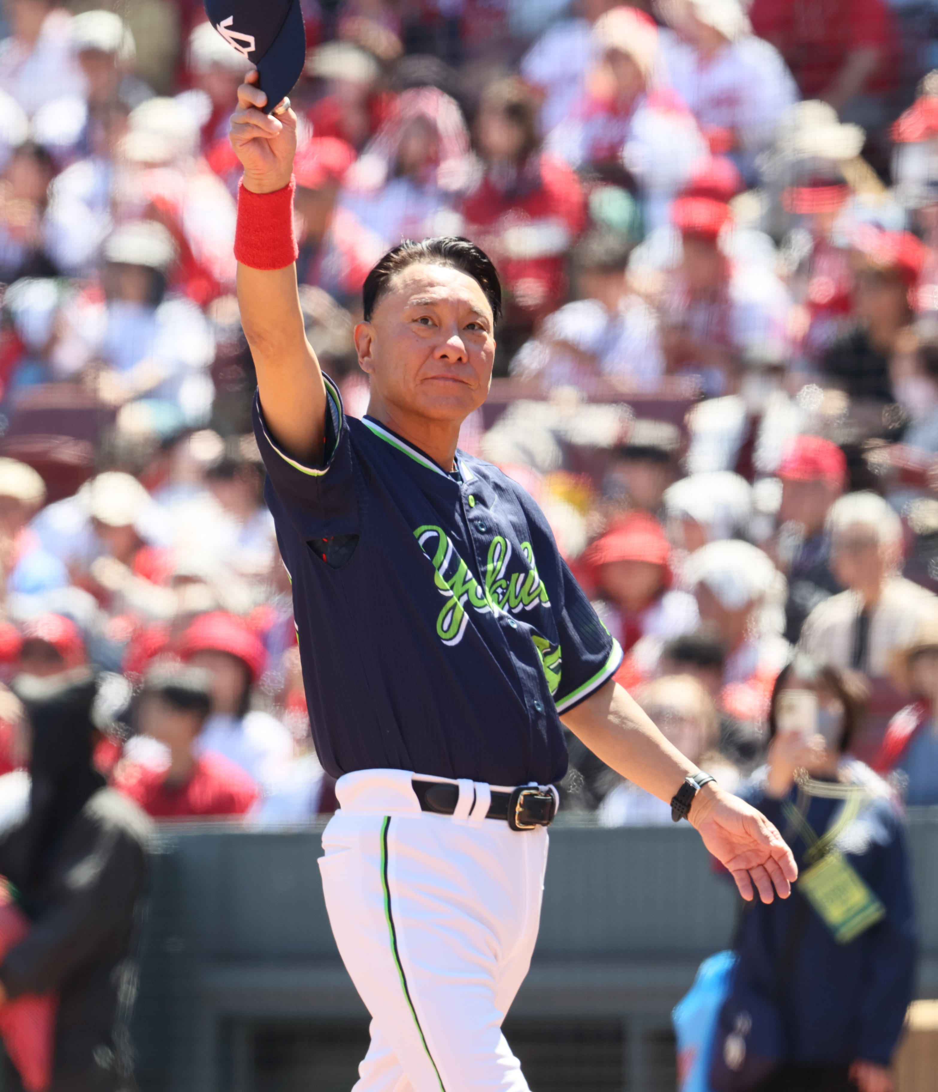 ヤクルト・池山隆寛監督の「8番・投手」起用がまたも的中！ 二回に松本