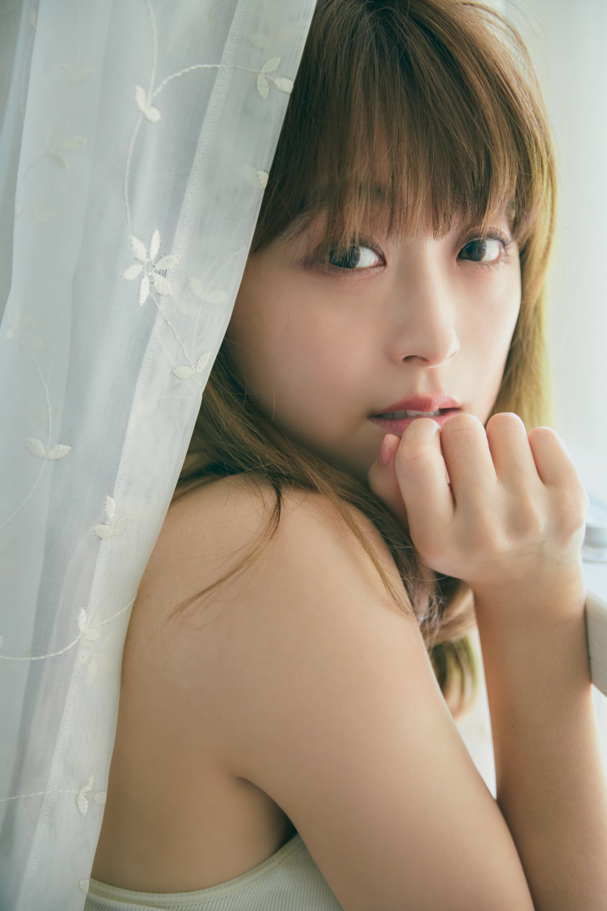 鈴木奈々 納豆食べてａ ｃカップ 初写真集で大粒バストに 注目して イザ