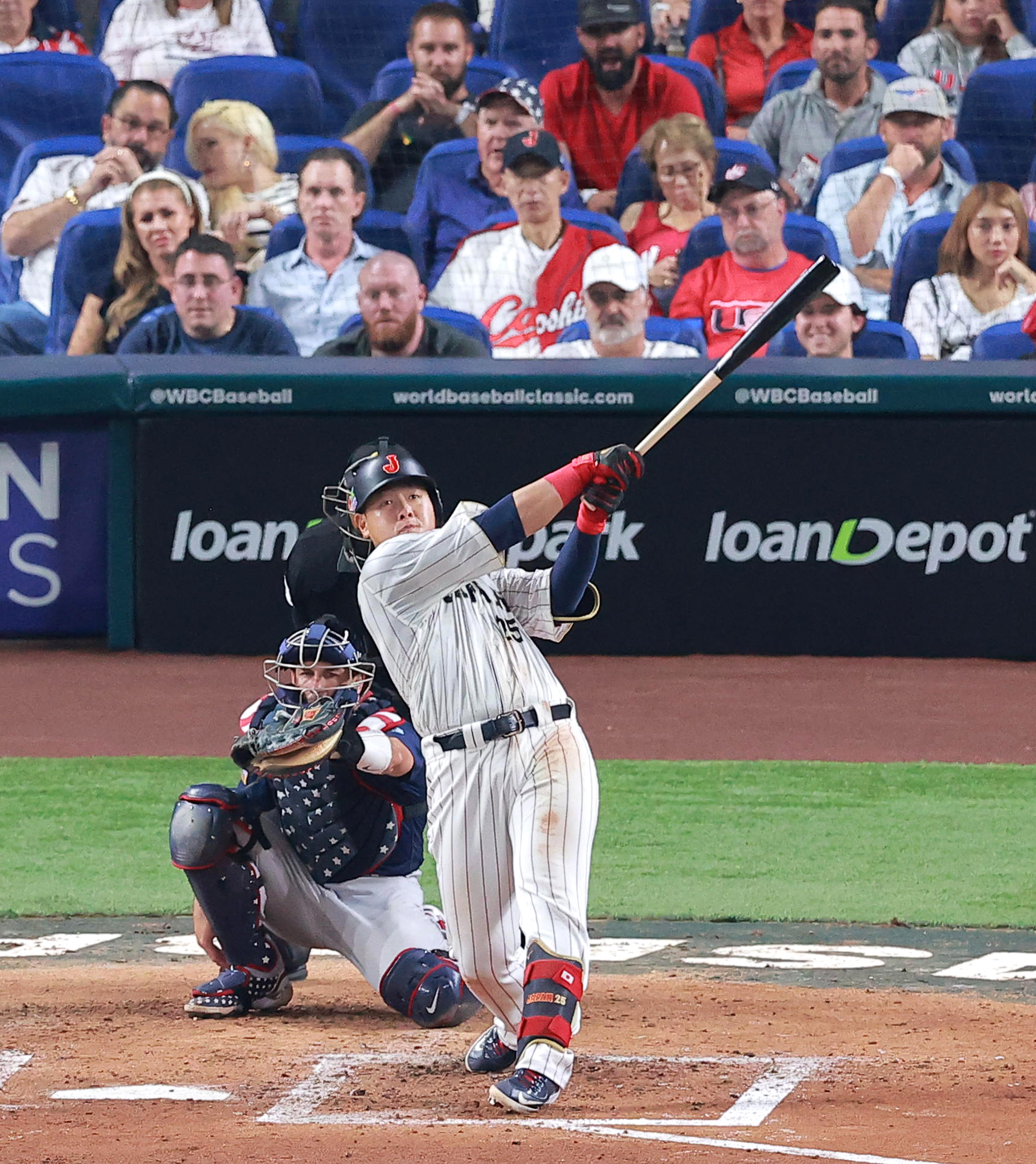 注目あの【岡本和真】選手 カード1枚 自慢！【最高です！】 侍