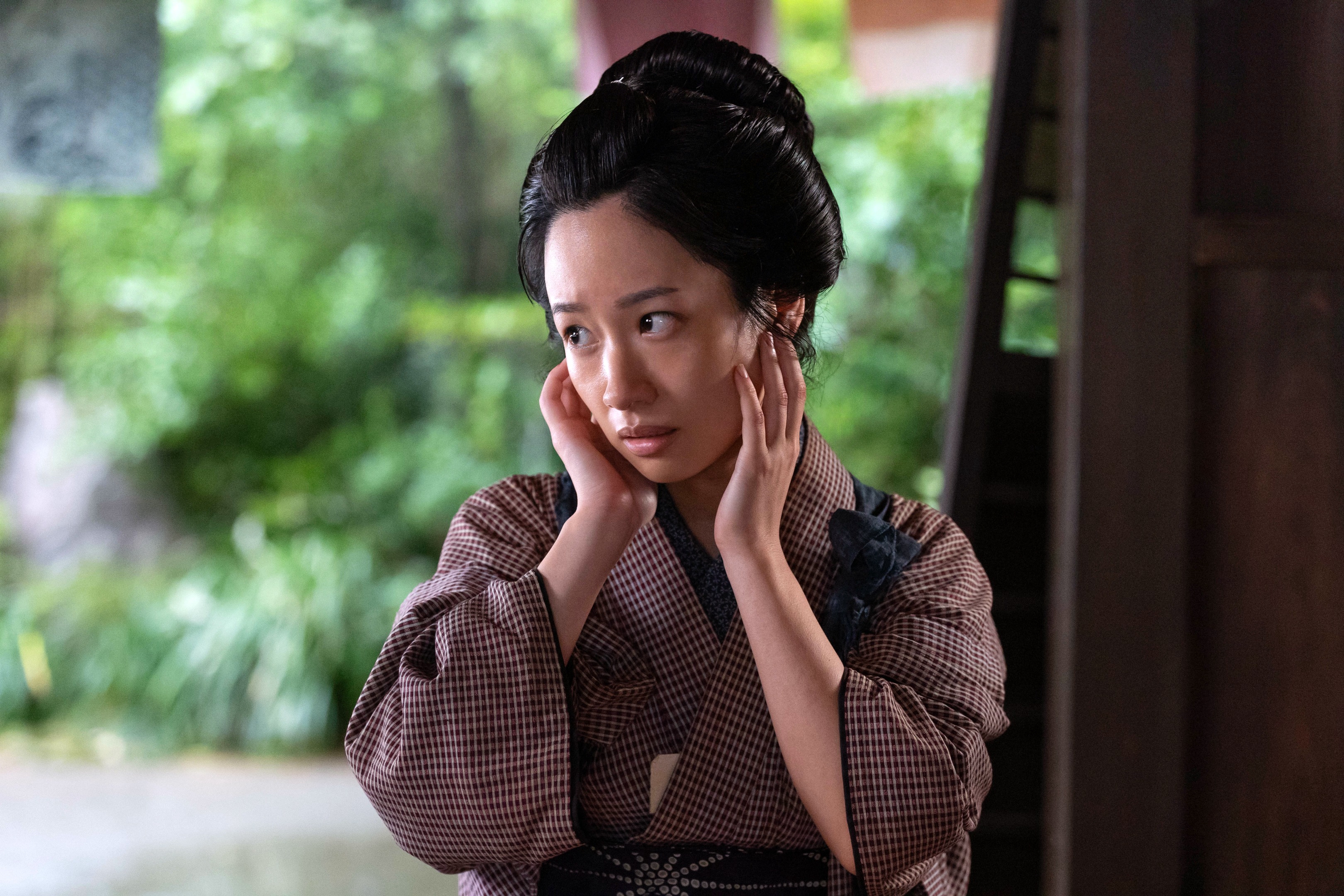 藤間 爽子