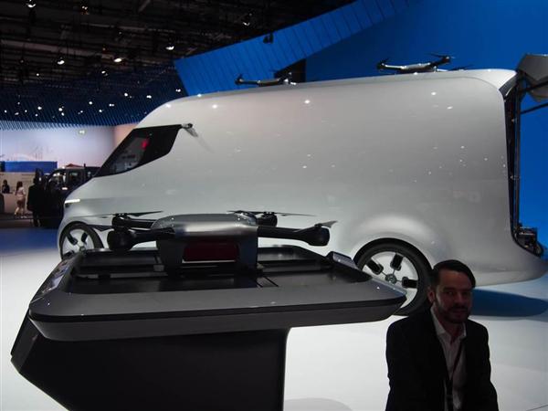 経済インサイド バスは自動運転 フューチャーバス バンからドローンが無人配送 これが世界の都市交通の近未来だ 1 3ページ イザ