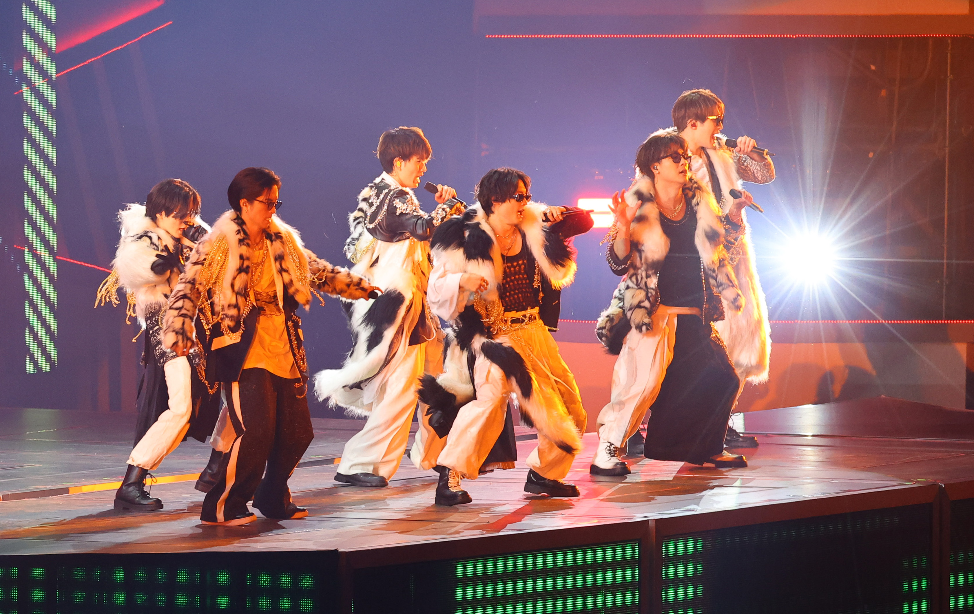 東京ドームライブにSTARTO ENTERTAINMENT所属13