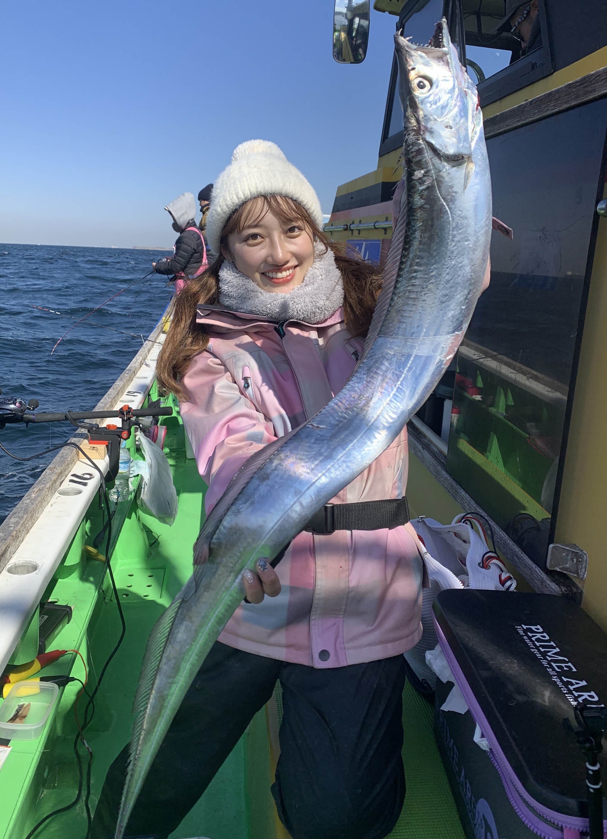 釣りガールいらっしゃい】釣り１年生がマイロッドで仕留めた えまたん昇り龍 東京湾・観音崎 - サンスポ