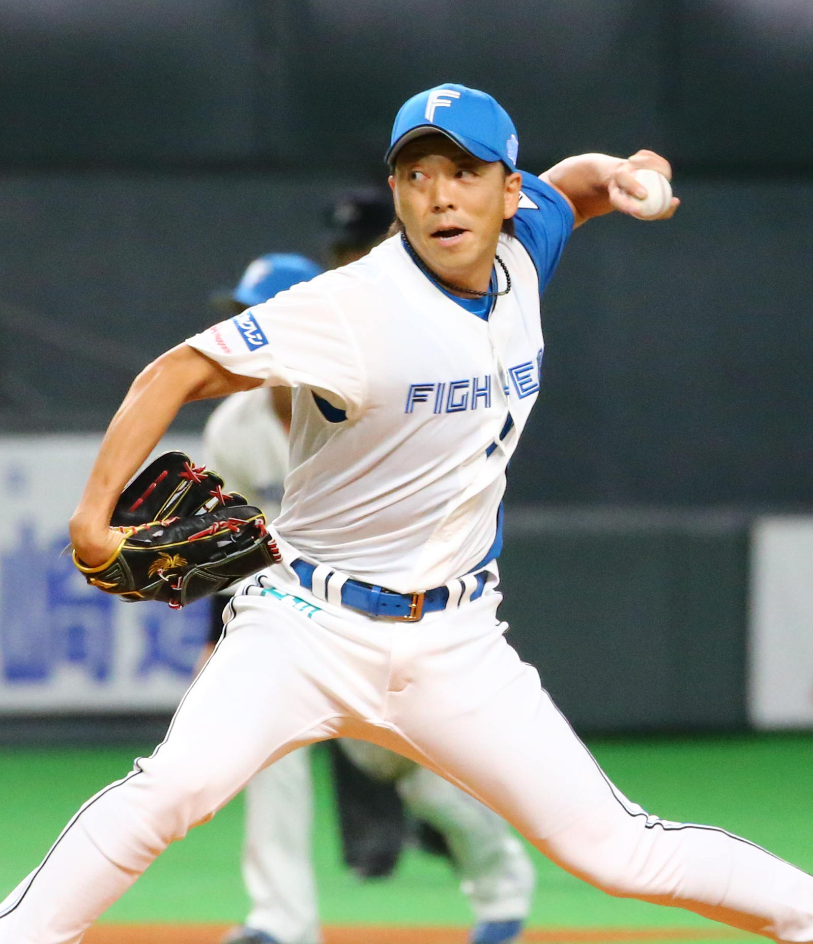 BBM 日本ハム 現役プロ野球選手 宮西尚生 直筆サイン入りカード