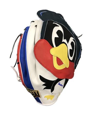 ヤクルト、2・1〜オリジナルグッズ販売 限定25個『つば九郎グラブ