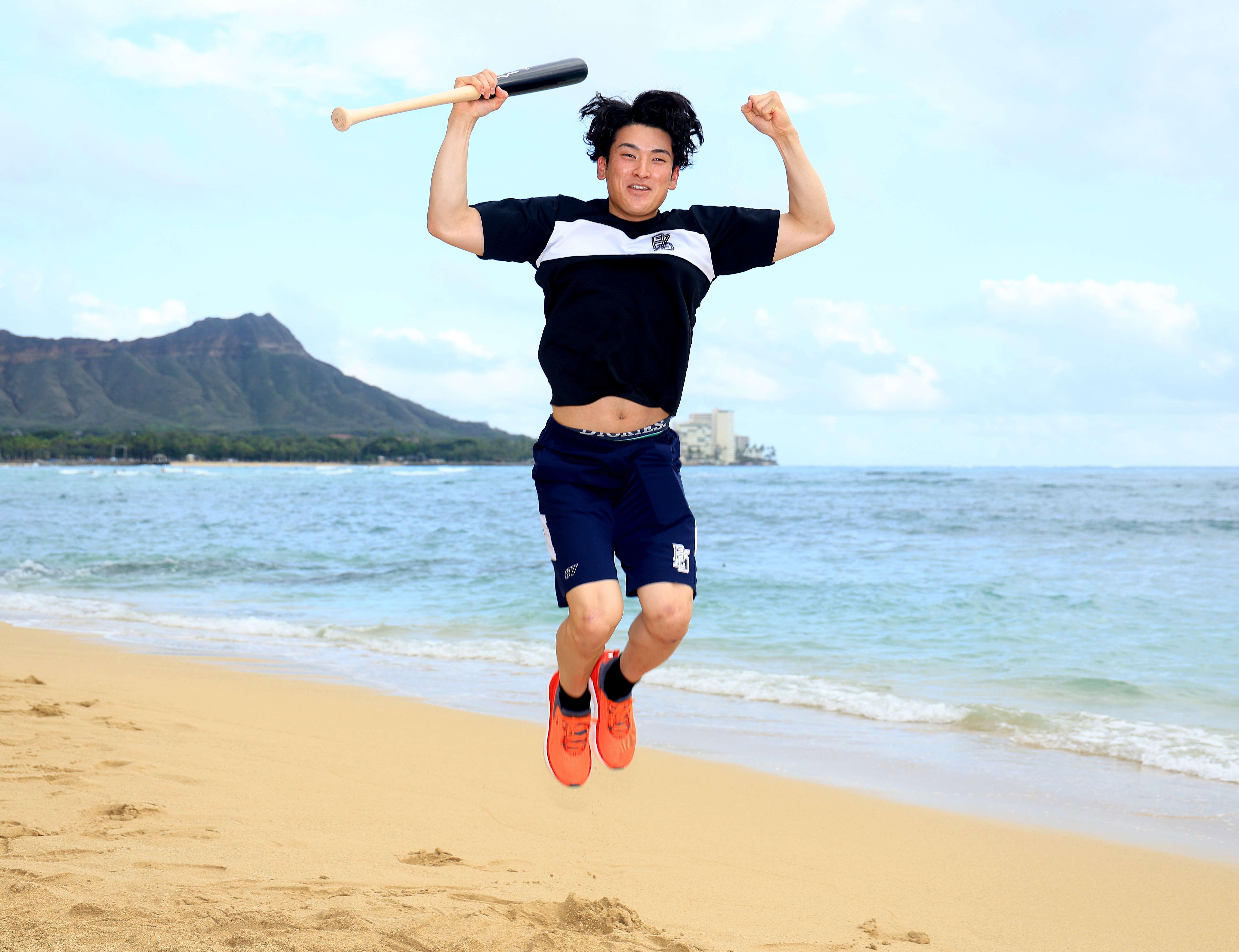 虎のソナタ】優勝旅行という甘い響きと裏腹に ハワイ取材…敵はやっぱり