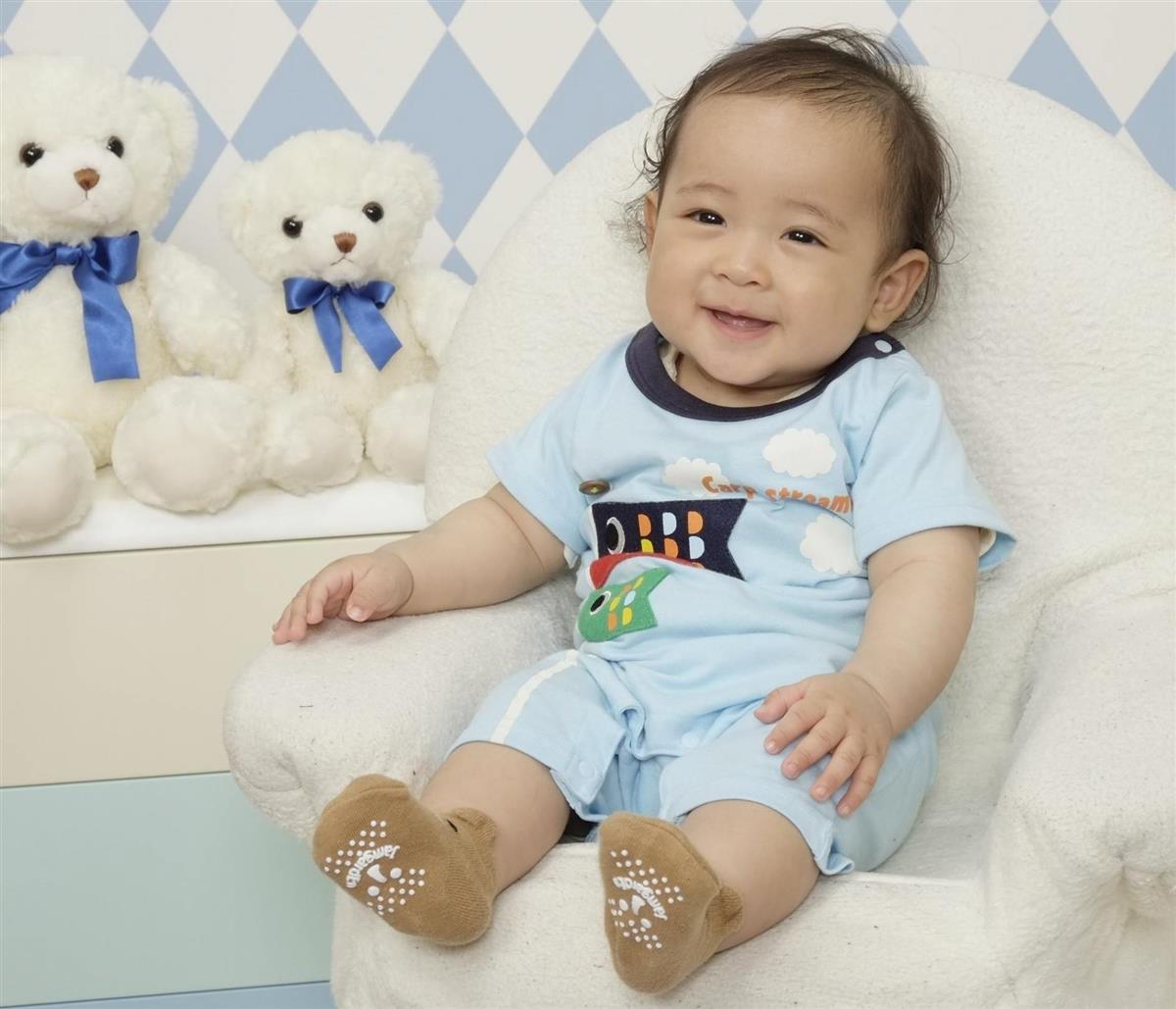 乳児挟まれ死亡 ベッド柵に 欠陥 両親 ベビーメーカーを提訴 消費者庁も注意喚起 産経ニュース