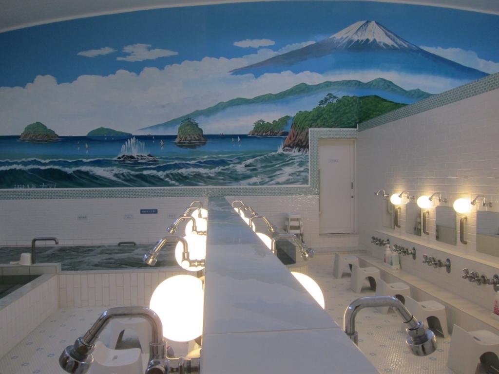 銭湯 湯悠散歩】大正12年創業のレトロポップな湯 四季の移ろい 銭湯 湯悠散歩】大正12年創業のレトロポップな湯 四季の移ろい