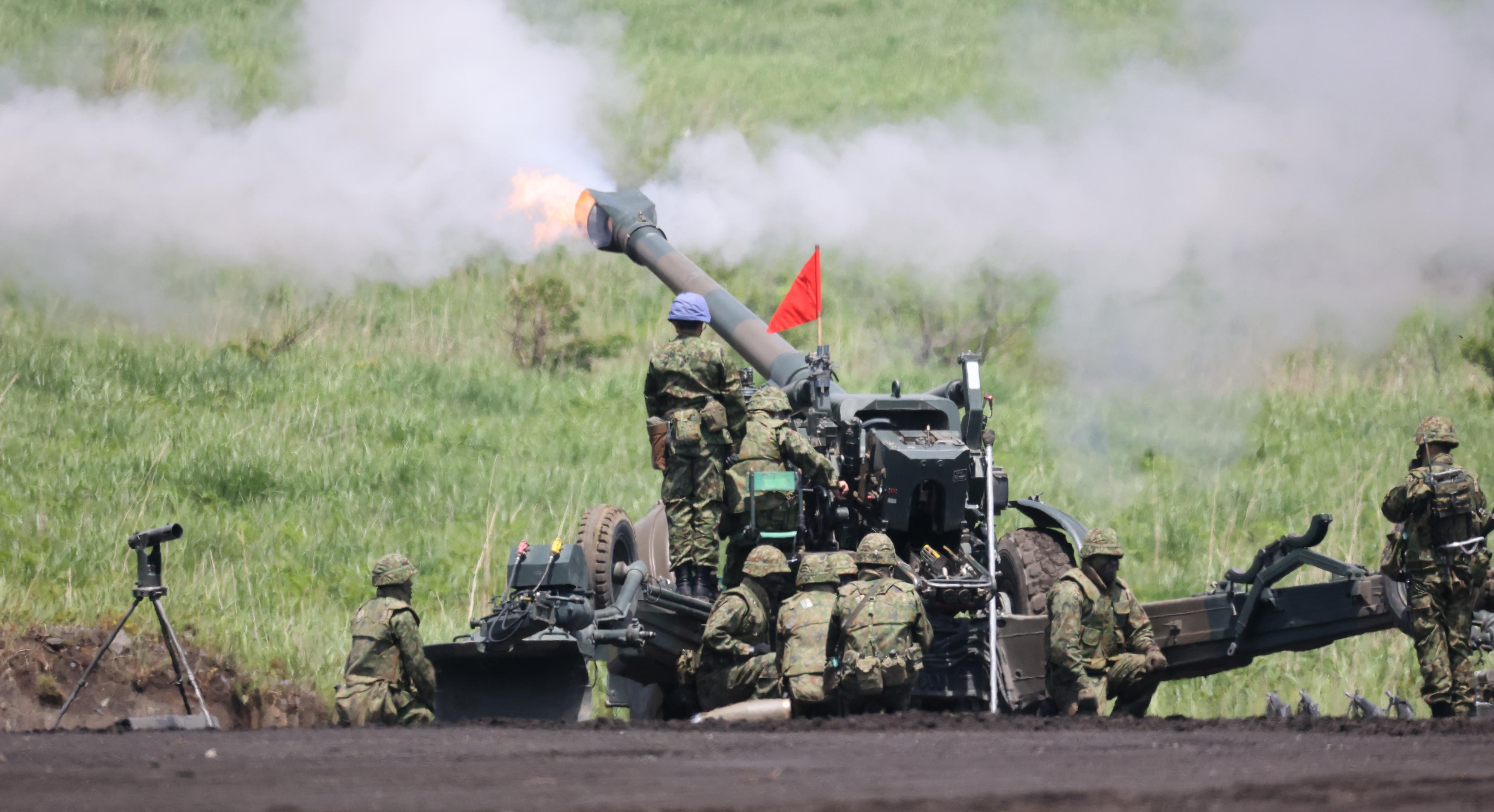 陸自の射撃訓練で演習場外に落下か、りゅう弾砲の着弾確認できず 被害
