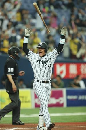 阪神の勢いMAX！原口が自身初のサヨナラ弾「必死のパッチで打ちまし 