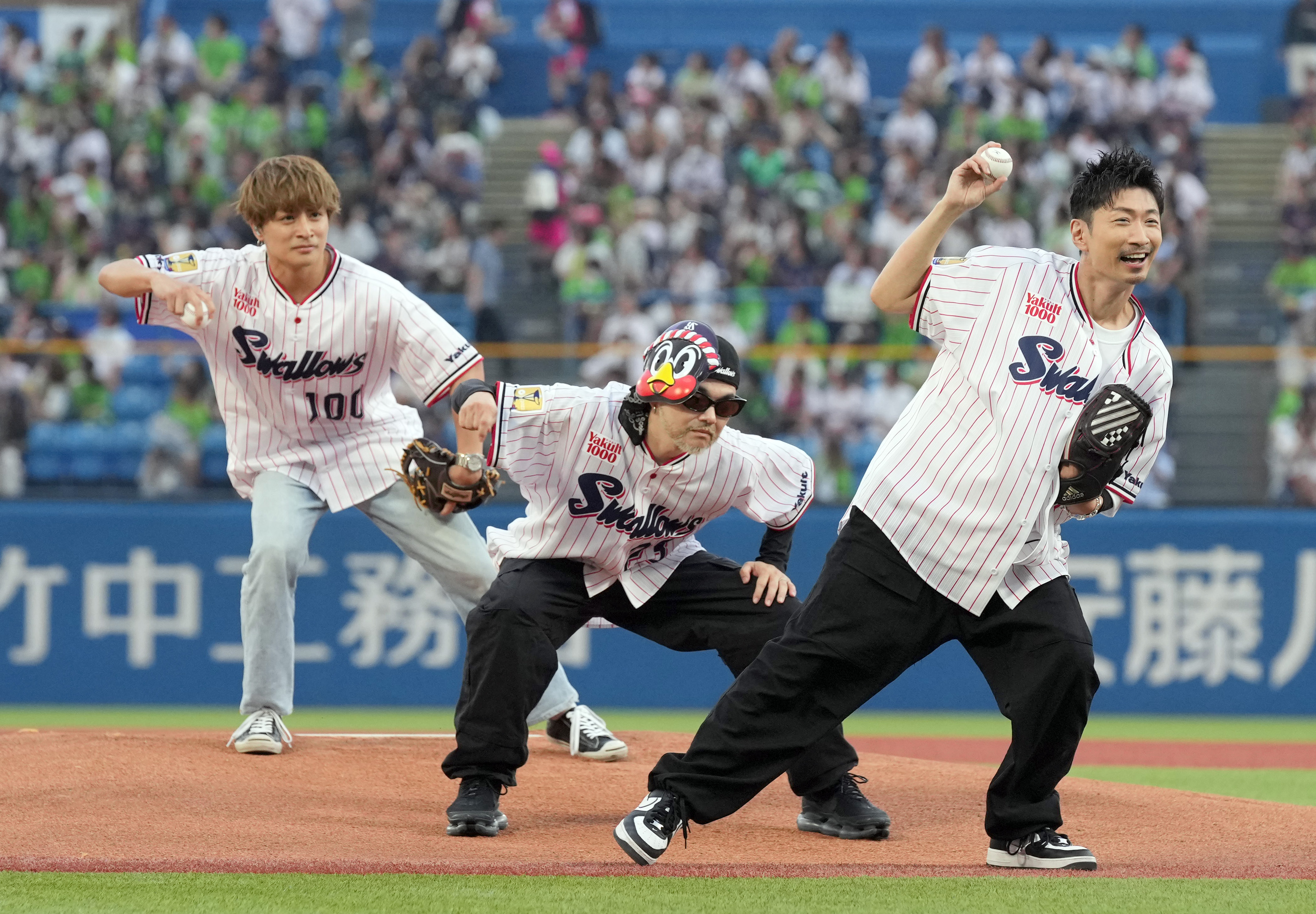 白濱亜嵐　ビッククッション　ドッチボール PKCZの白濱亜嵐がファーストピッチセレモニーに登場 ヤクルトの