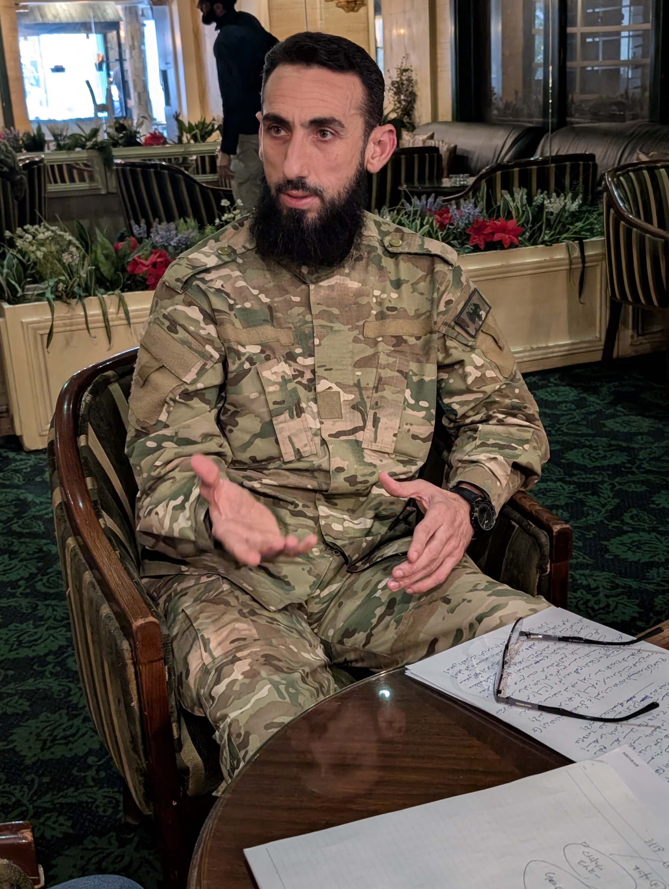 アサド政権崩壊1年「亡命まで行方分からず」 現シリア軍幹部、舞台裏