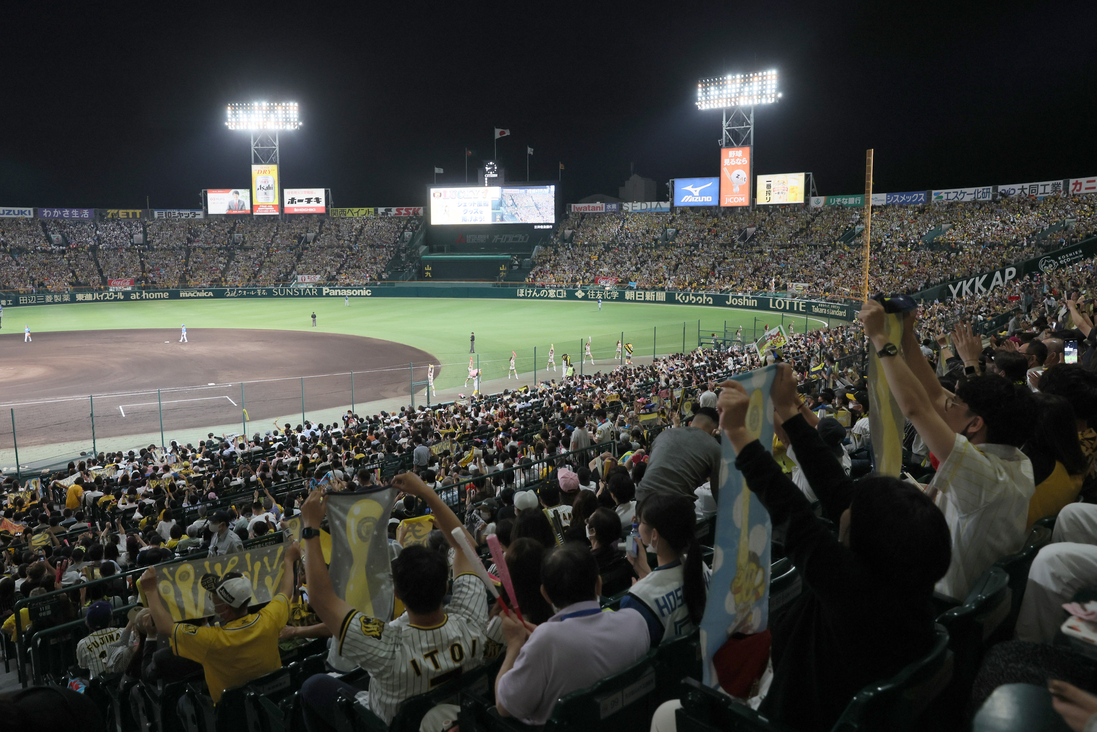 虎のソナタ 久々の虎試合に衝撃の元トラ番 現在日本ハム担当 ｂｉｇｂｏｓｓから目が離せない 1 2ページ サンスポ