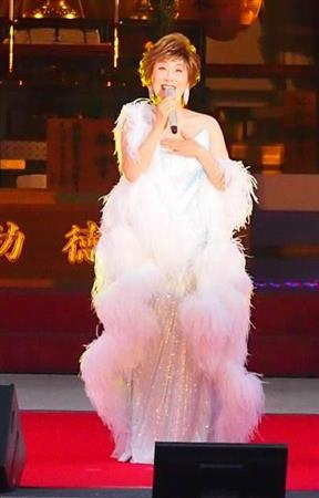 小林幸子、初ライブDVD10月7日発売！4年ぶり紅白出場へアピール