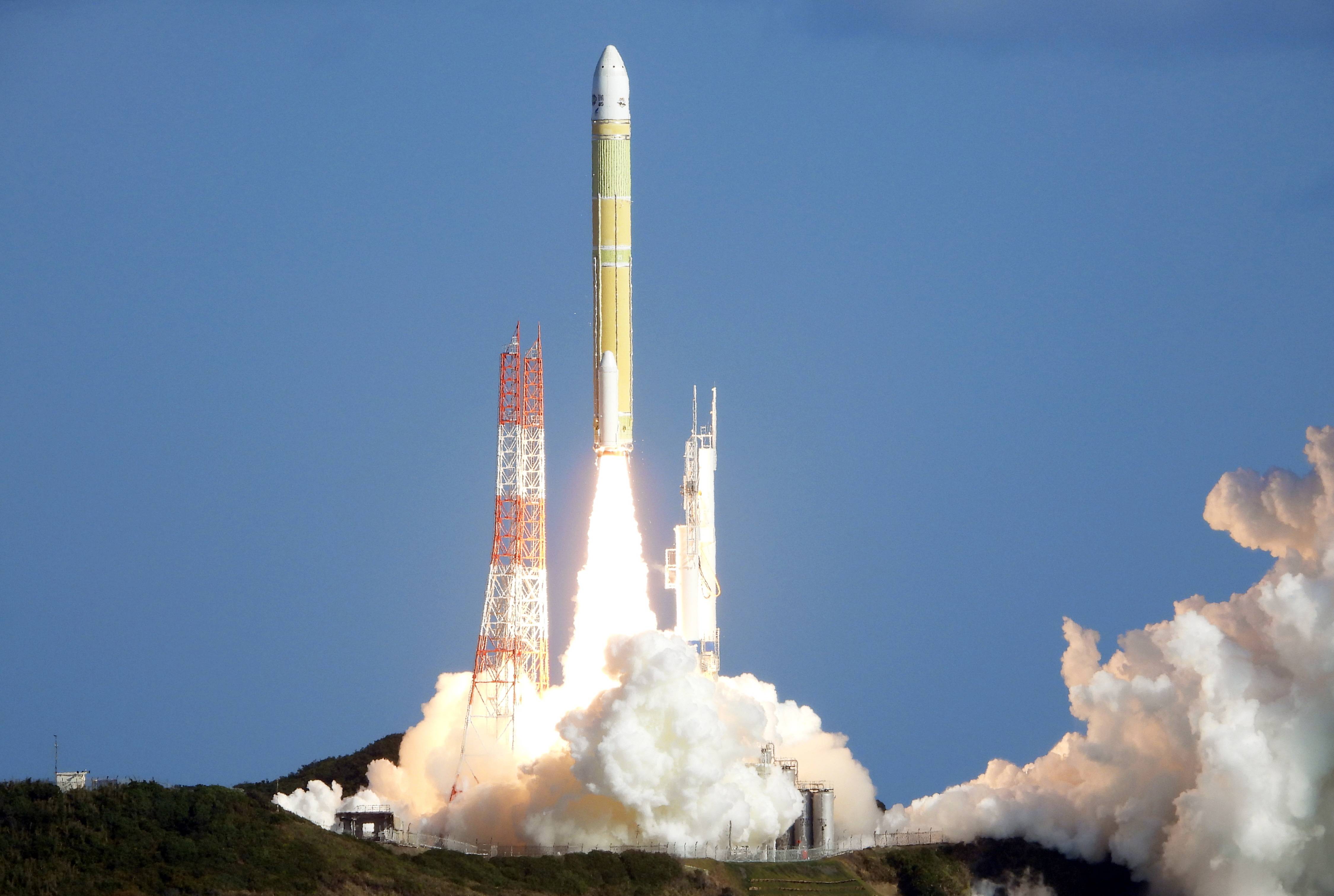 ロケットを垂直離着陸で再使用 3月中にもRV－X初飛行試験 先行する