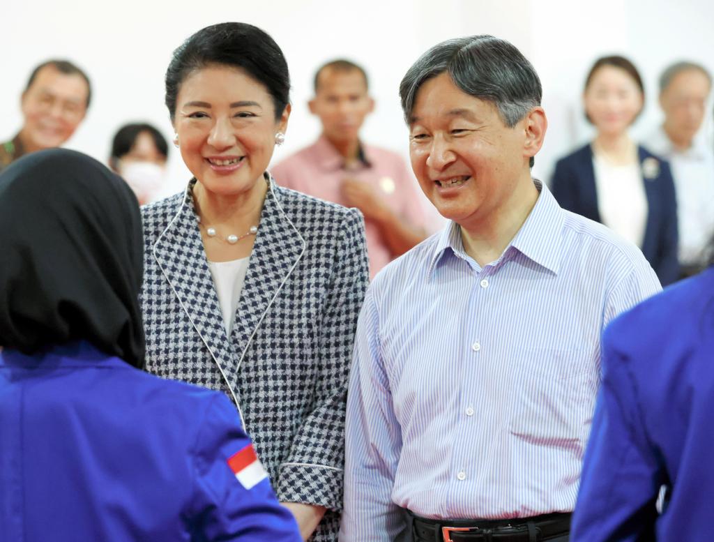 動画】天皇陛下が「NARUTO」ファンとご交流 インドネシアご訪問