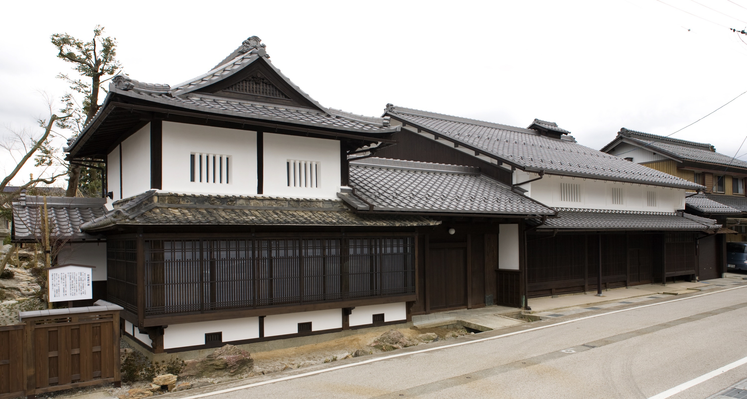 琵琶湖に浮かぶ聖地「宝厳寺弁才天堂」 登録有形文化財に 文化審答申