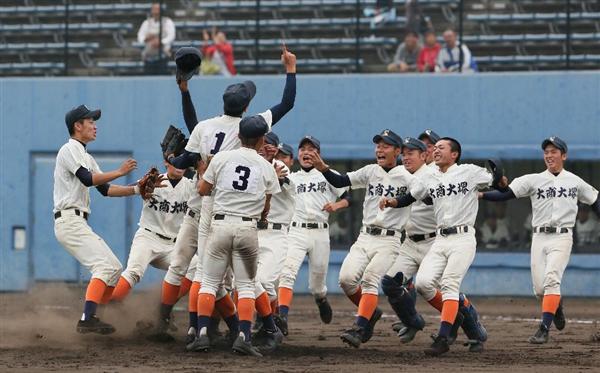高校野球 漫画みたい に継投ずばり 大商大堺 強豪 大阪桐蔭を破り初めて大阪の頂点に 産経ニュース