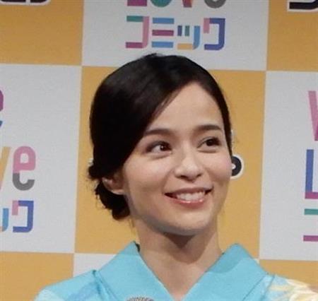 加藤ローサ ２人の息子はサッカー少年 父 松井大輔と公園から 帰ってこない サンスポ