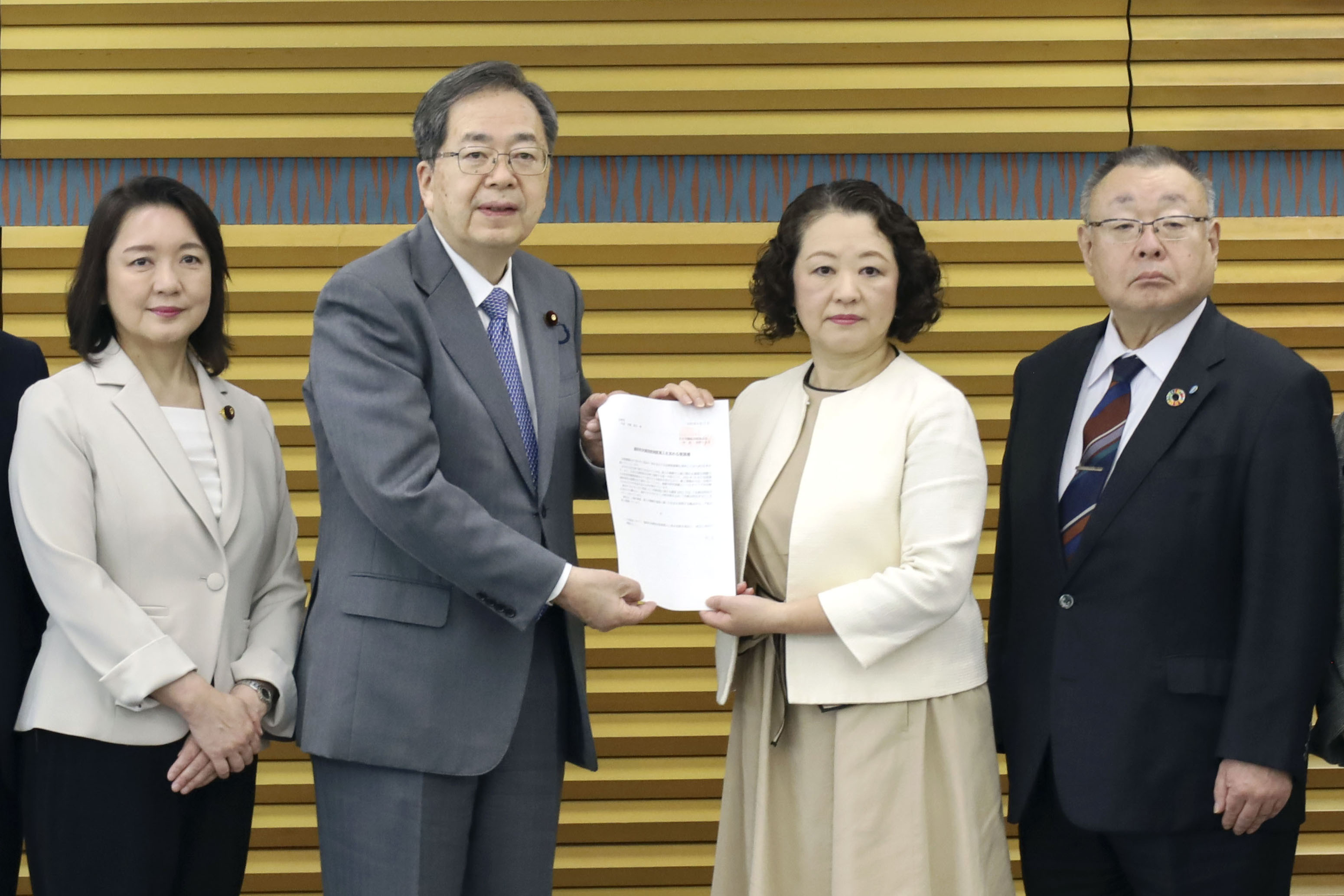 連合・芳野会長が異例の公明党本部訪問 斉藤代表に選択的夫婦別姓実現