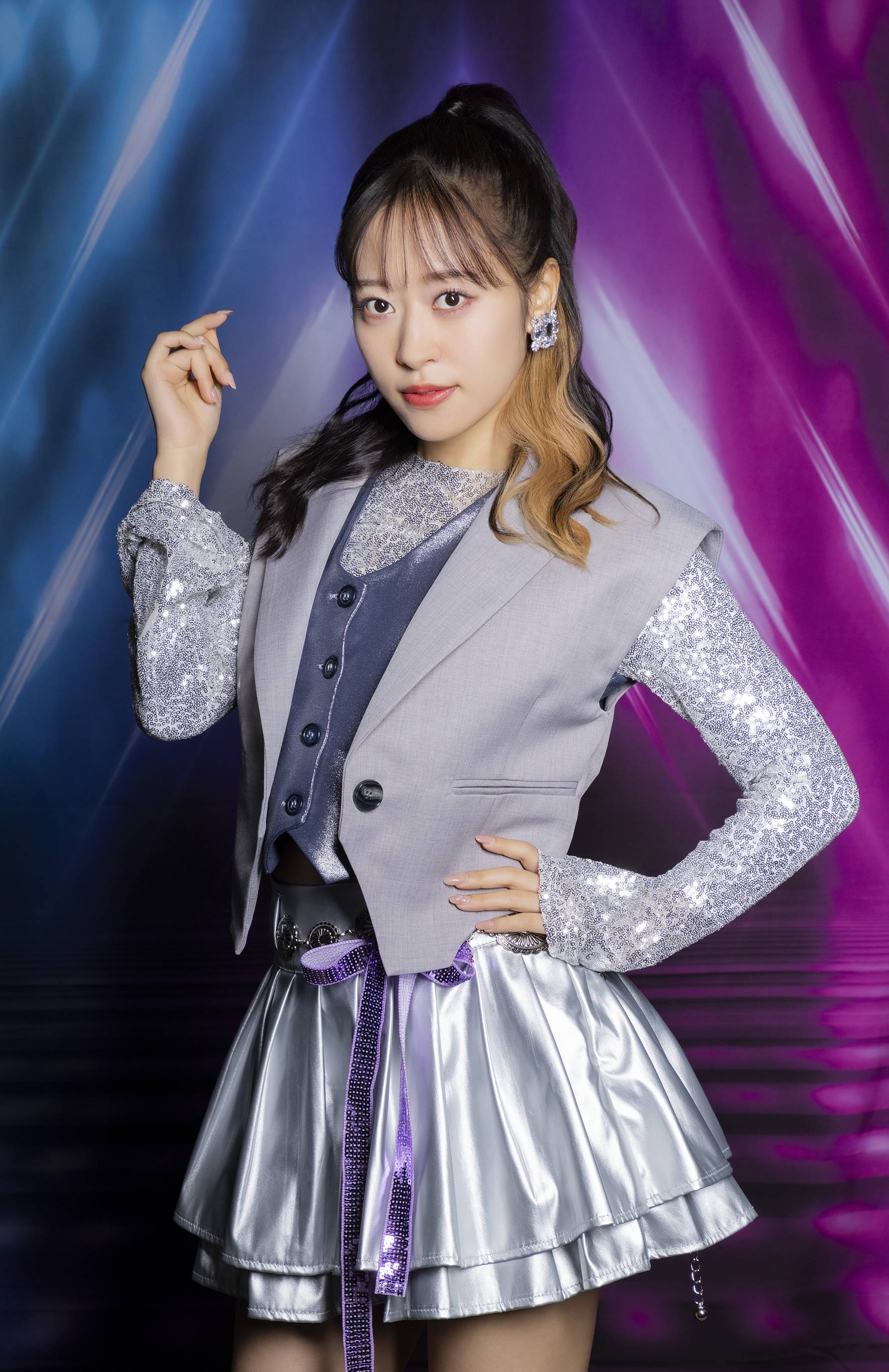 モーニング娘。'25 会場限定 銀テープ風キーホルダー　生田衣梨奈小田さくら モーニング娘。'25の小田さくらが来年の卒業発表 生田衣梨奈の