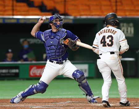 中日のａ マルティネスが８番 捕手で先発出場 助っ人のスタメンマスクは球界２９年ぶり サンスポ