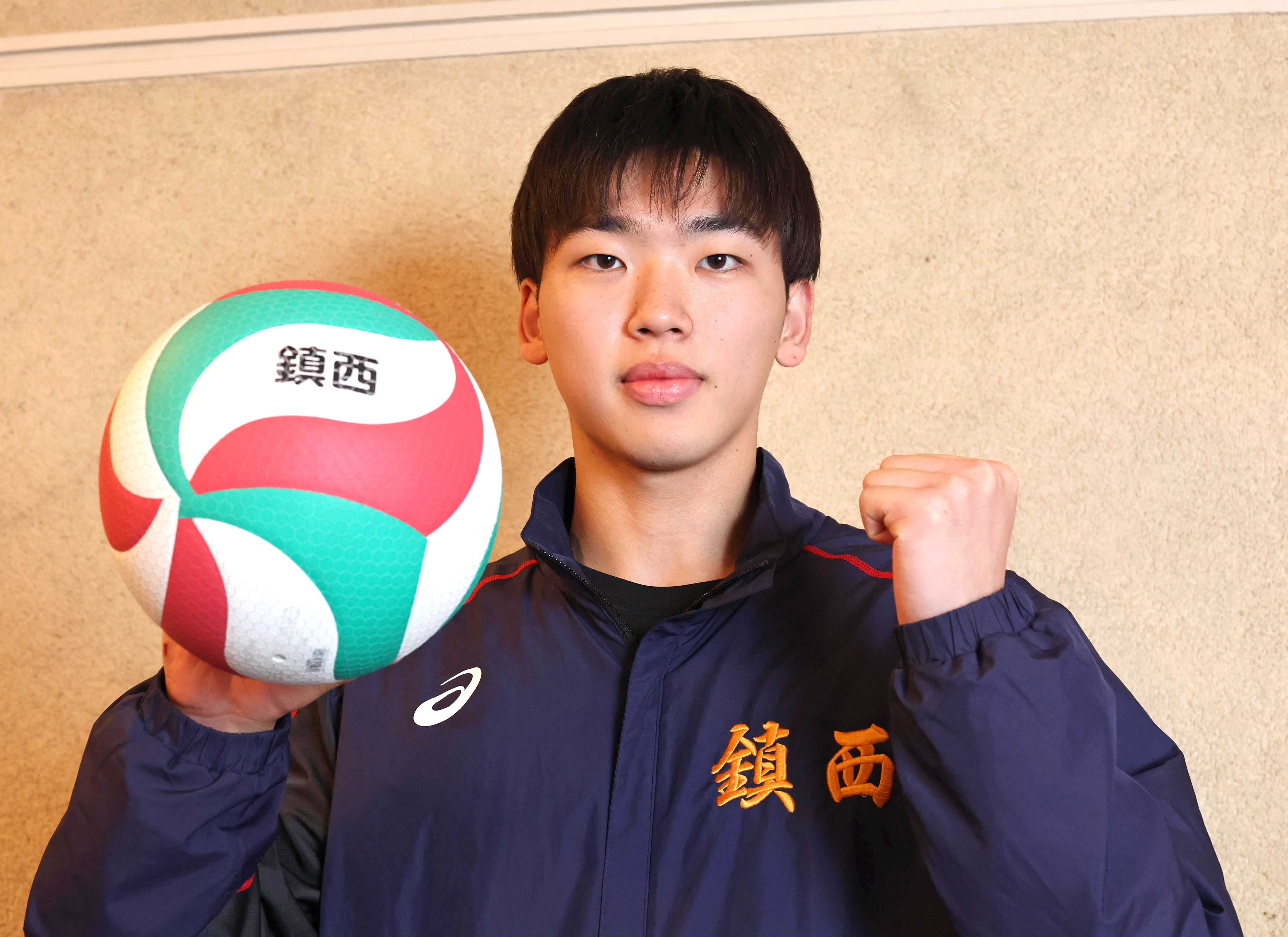 歴代鎮西志 春高バレー】鎮西は亡き師にささげる勝利を誓う 2年生エースの一ノ瀬漣