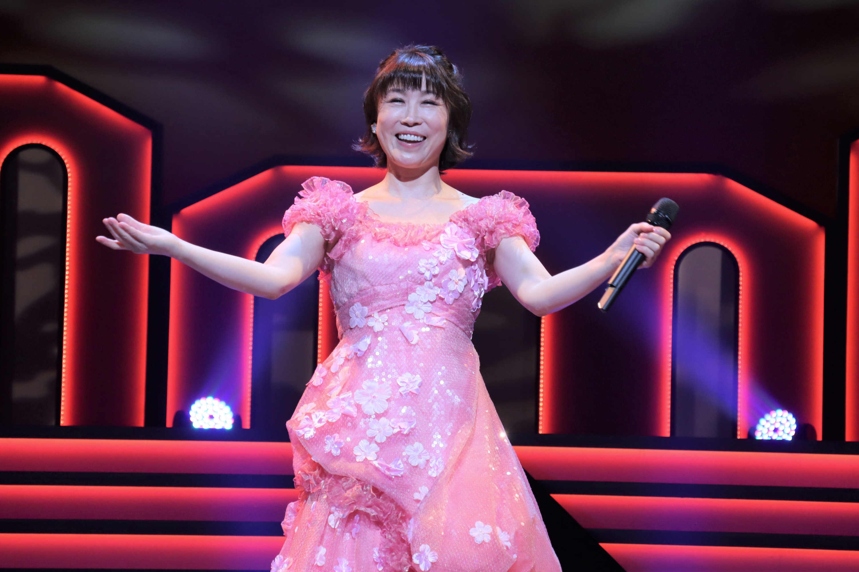 水森かおり、氷川きよしから「デビュー記念日おめでとう」と29年目の 