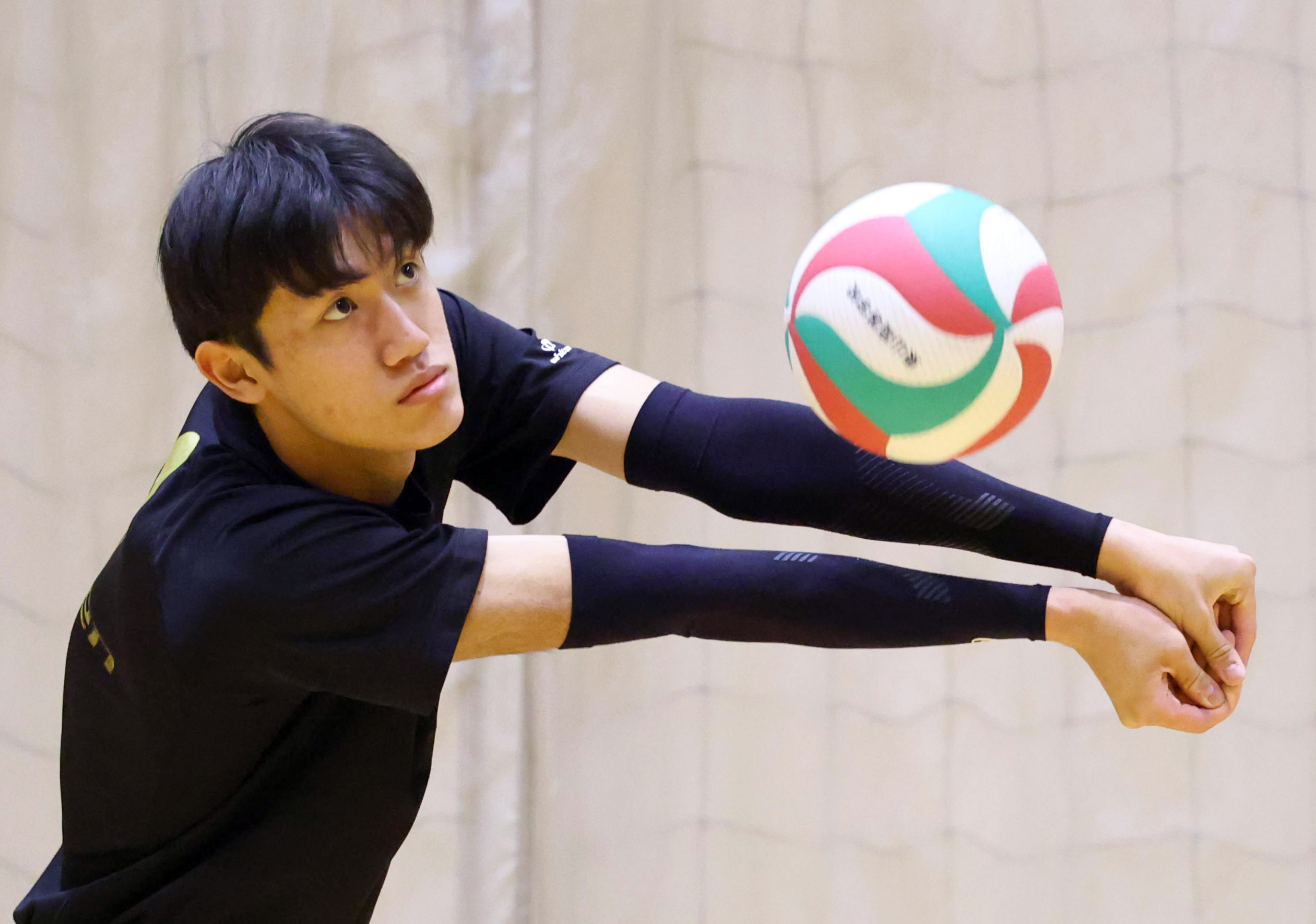 高橋藍さん、岩田怜緯さんも着用‼️東山高校バレーボールユニフォームゲームパンツ 4FRIPOCT6NPUPBM7WFP6JRMQHI.jpg