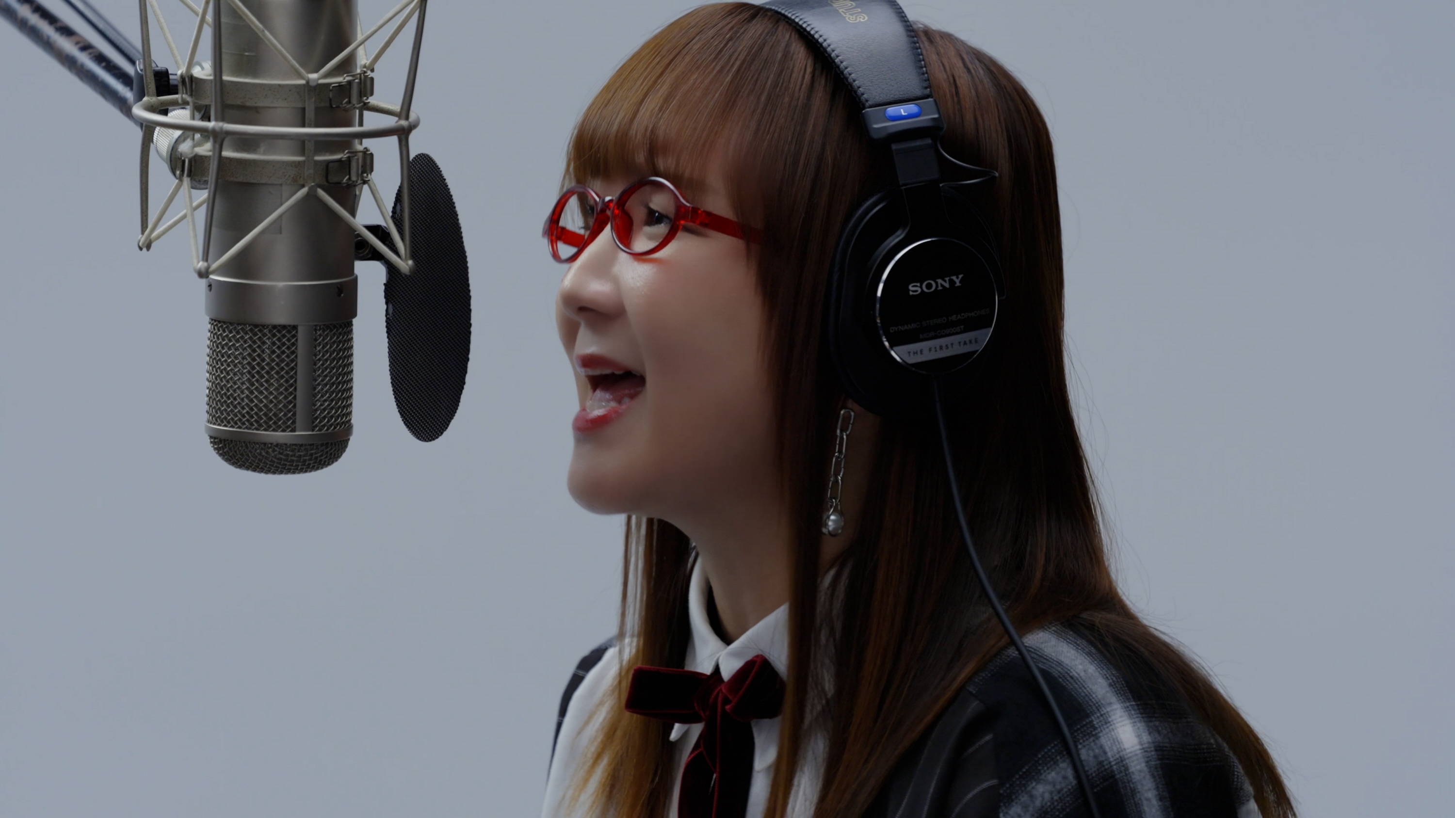 奥華子、一発撮り「THE FIRST TAKE」に初登場 劇場版アニメ「時を