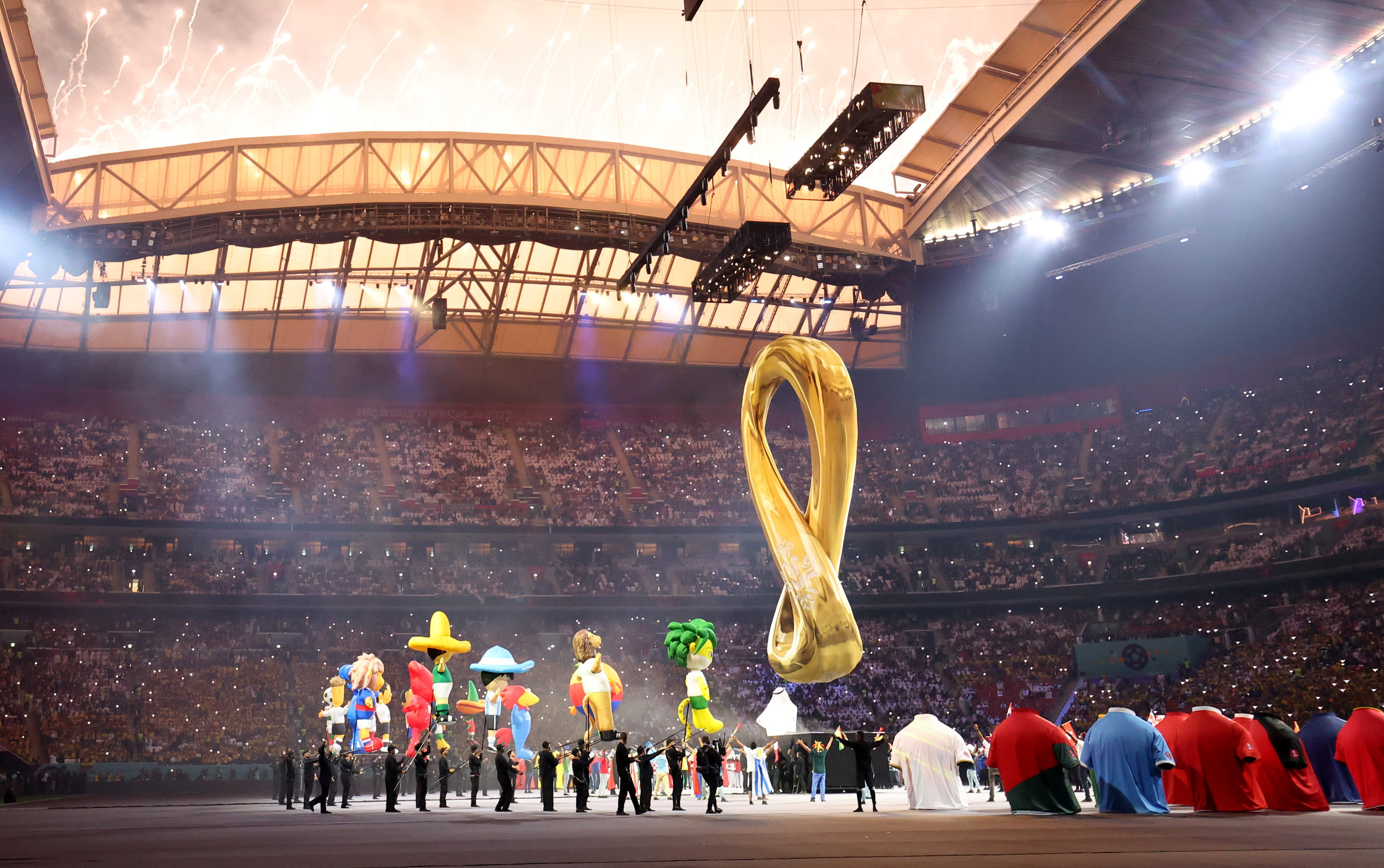 サッカーワールドカップカタール歴史的大会の開幕戦と開会式ここからすべてが始まった サッカーワールドカップカタール歴史的大会の開幕戦と開会式ここ