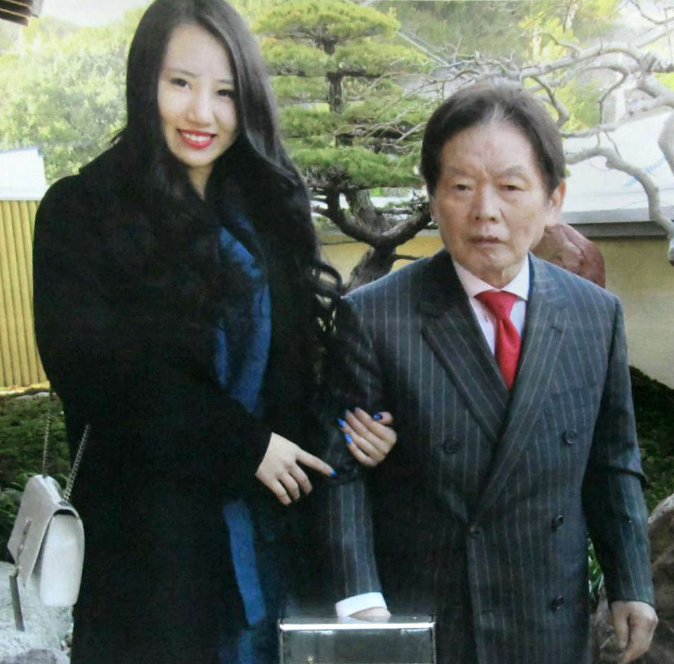 紀州のドン・ファン」元妻、須藤早貴被告を詐欺罪で実刑判決 懲役3年6月 資産家・野崎幸助さんに対する殺人の罪の審理は分離 -  zakzak：夕刊フジ公式サイト