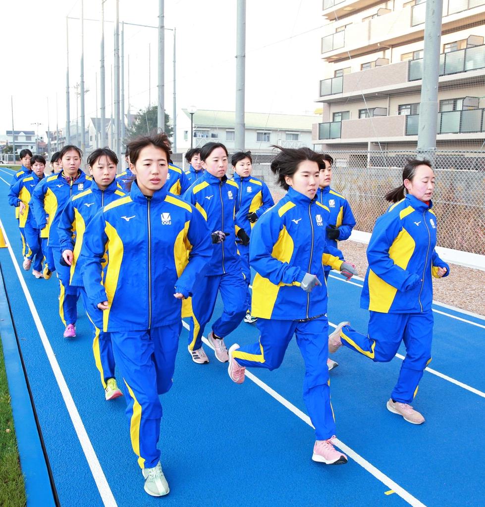 富士山女子駅伝３０日号砲 躍進目指す大阪学院大と大阪芸術大 1 3ページ 産経ニュース