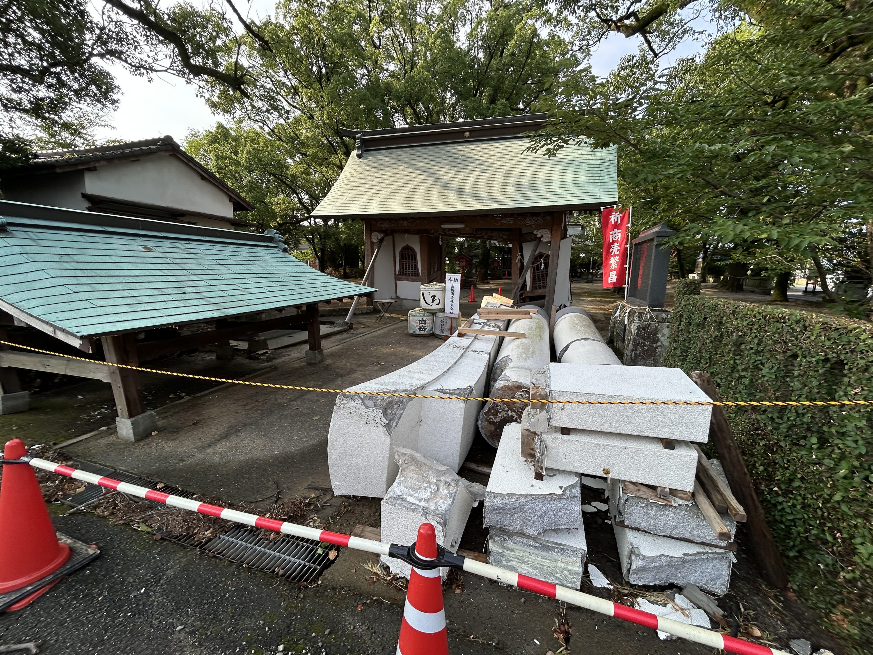 熊本地震 文化財や名勝も被害甚大 県北部も夏休み需要取り込めず… くま