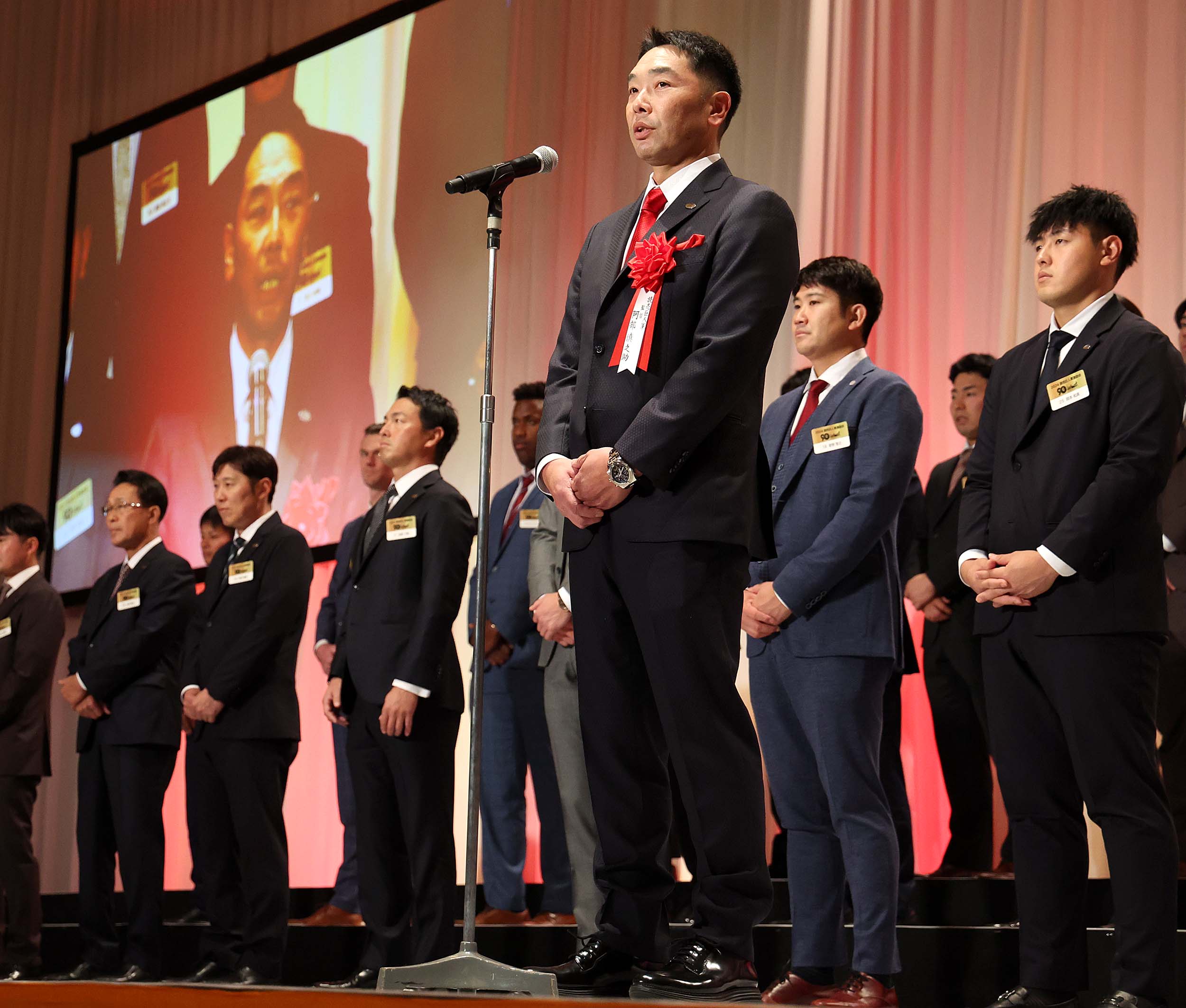 巨人・阿部慎之助監督、開幕スタメンを3人だけ公表「いい悩みをして