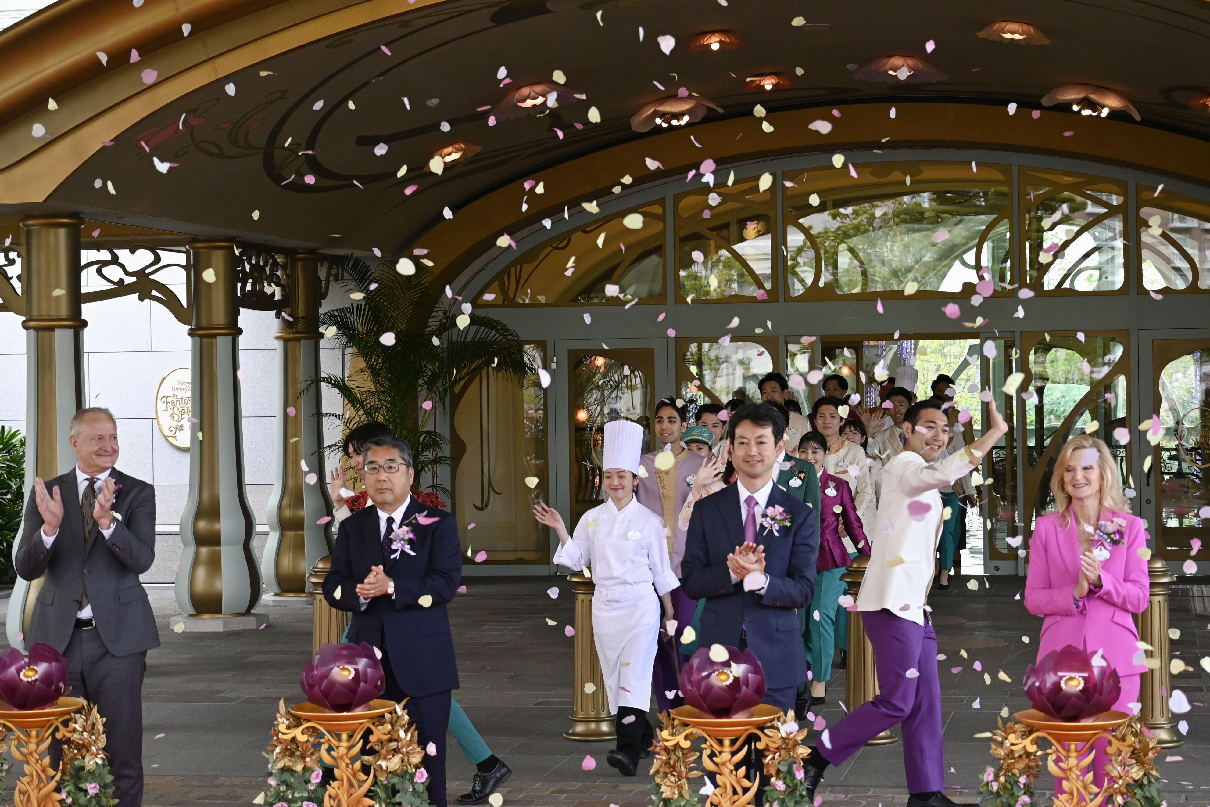 東京ディズニーシーで新エリア「ファンタジースプリングス」がオープン