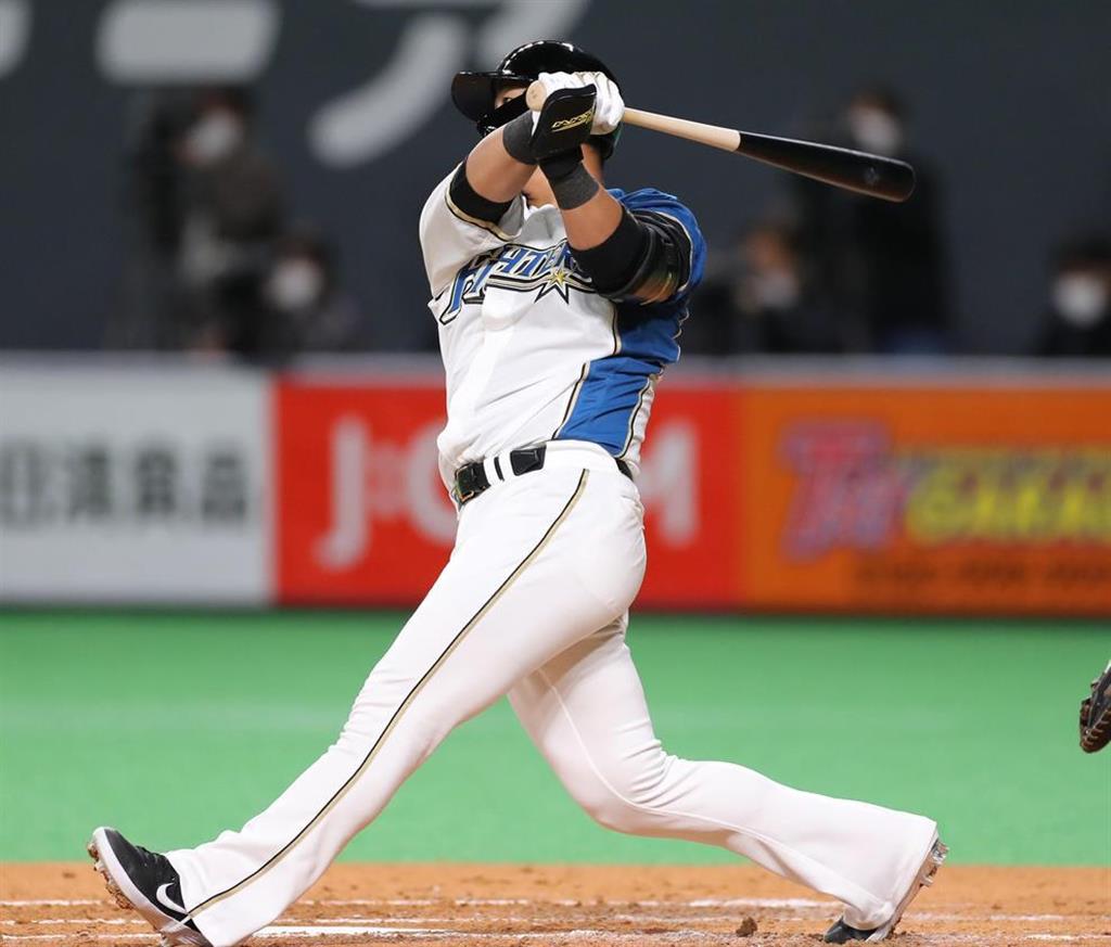 日７ ３オ 中田 オープン戦初アーチ イザ