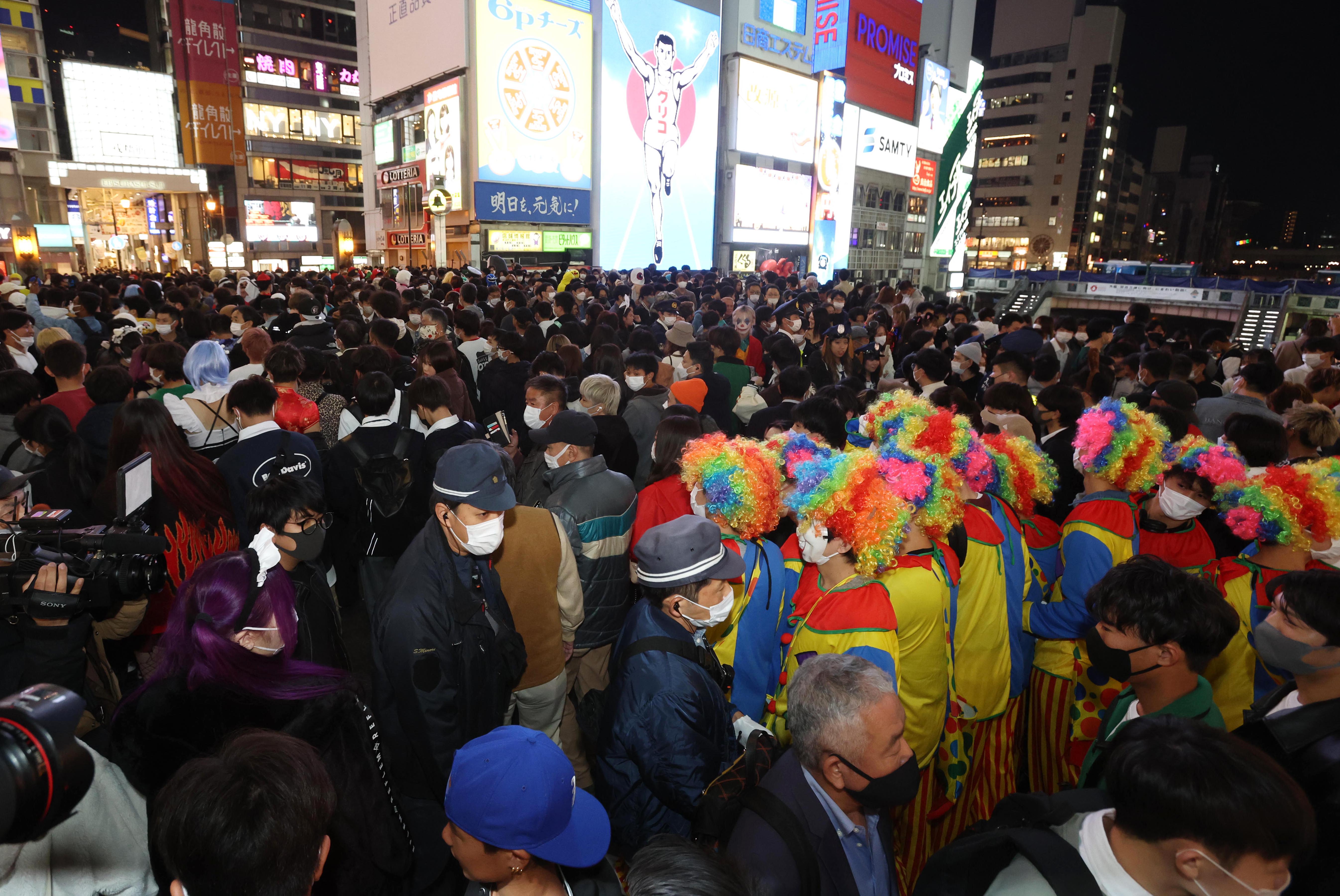 活動歴および当時の関連ビジュアル記録