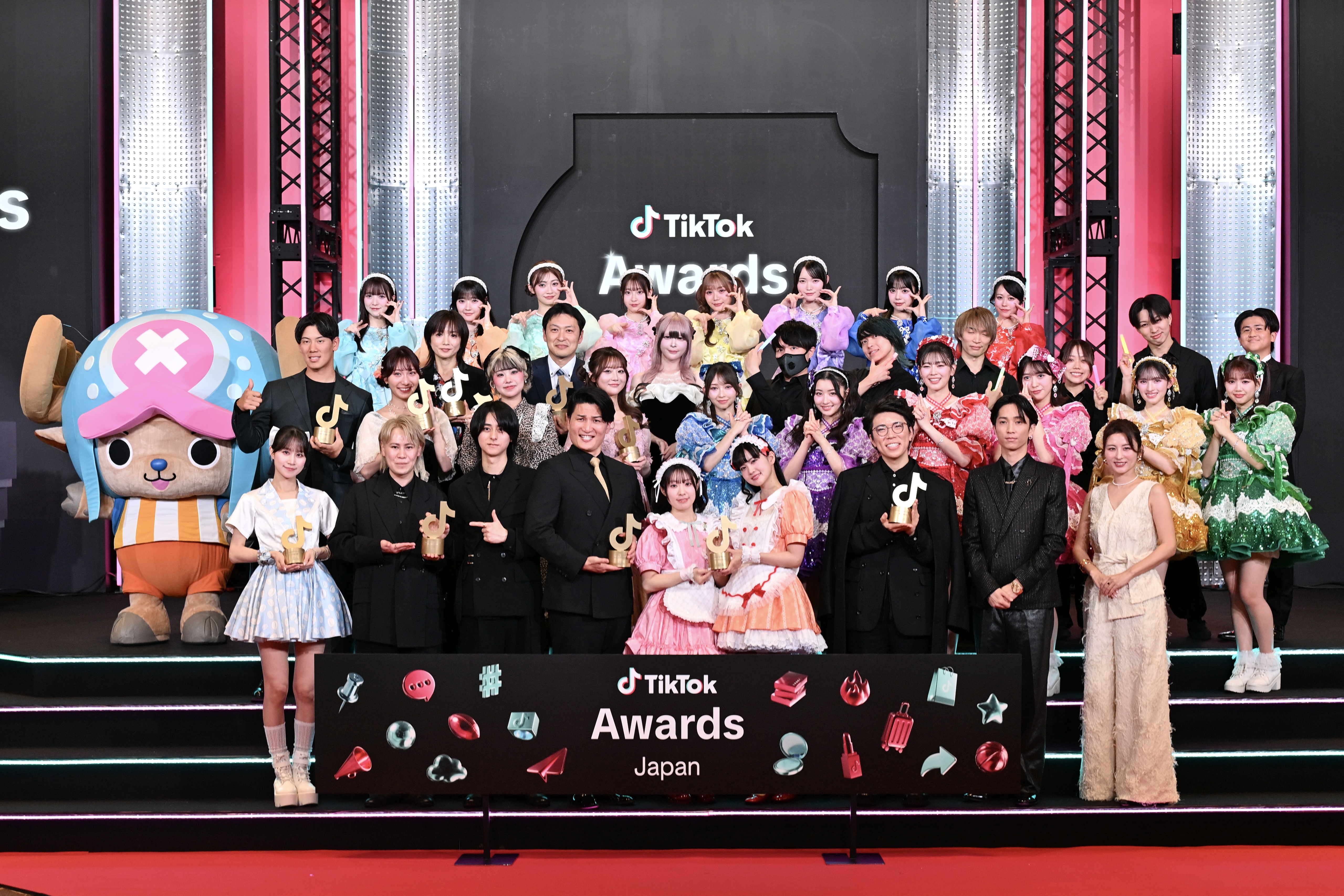 TikTokが年間表彰、ミセスや輪島市が受賞 キューストやとき宣が